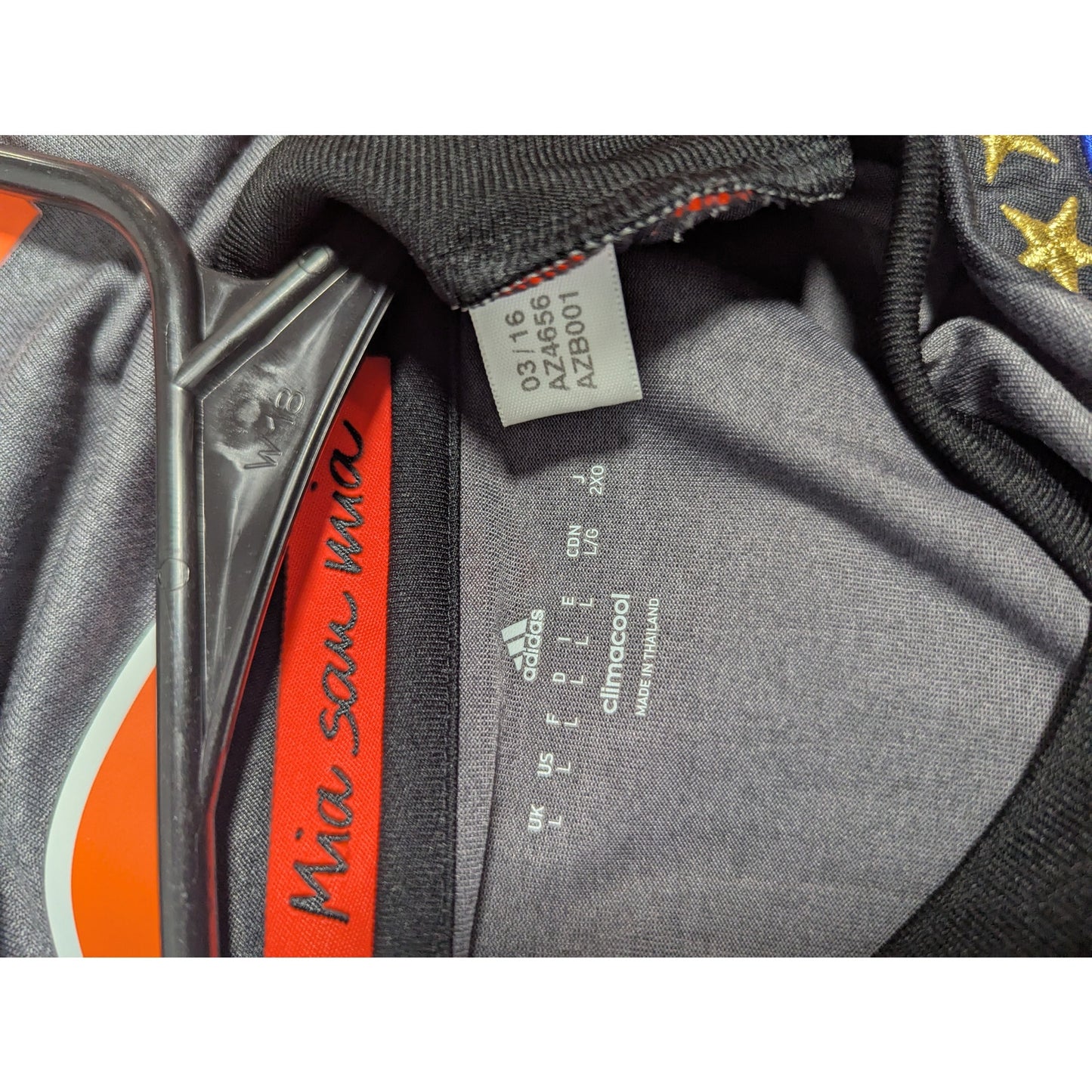 Bayern Munich 2016-17 Away Thomas Muller Jersey | Men's Large