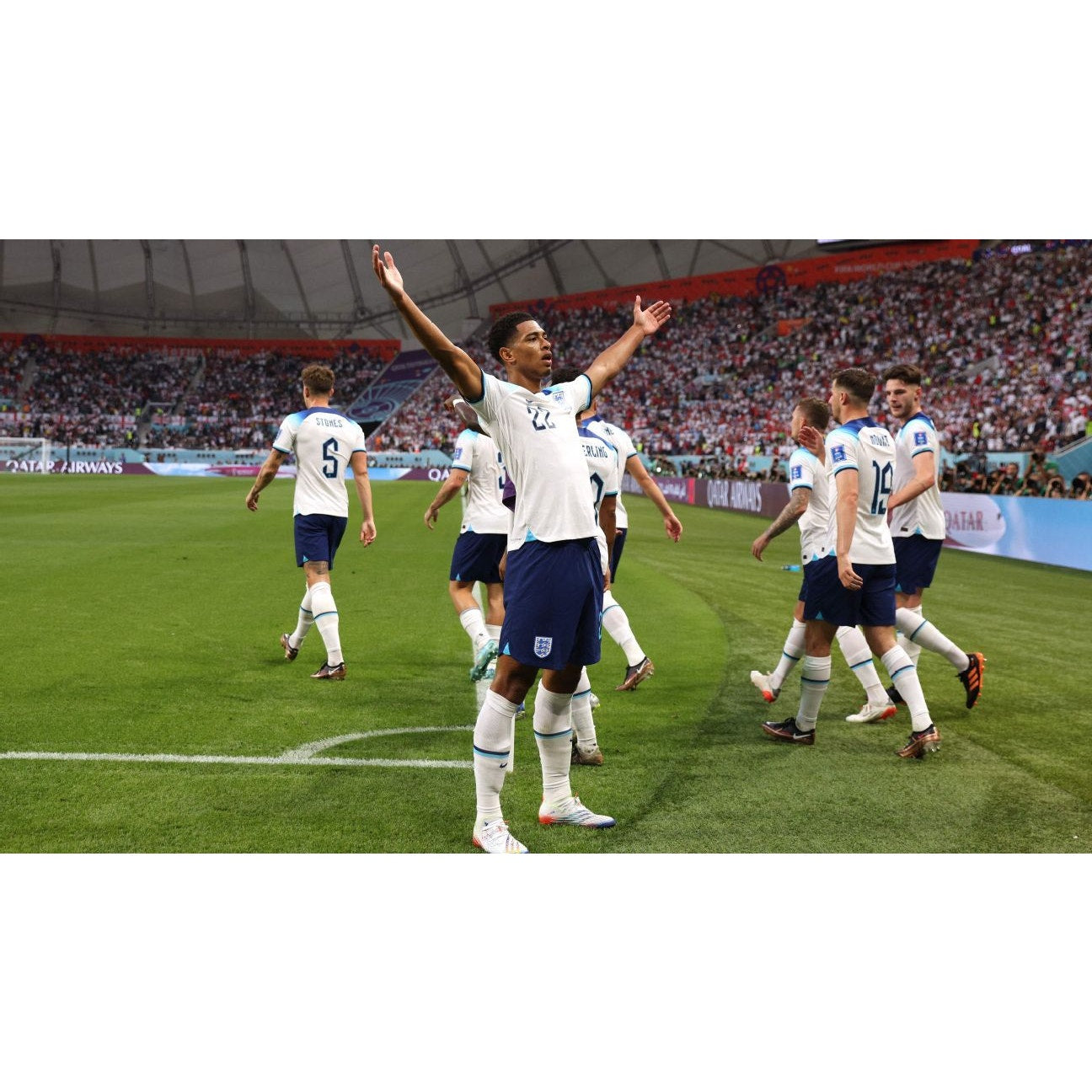 England 2022 Home Jude Bellingham Jersey Men's XL NWT Nike World Cup Fully Patched