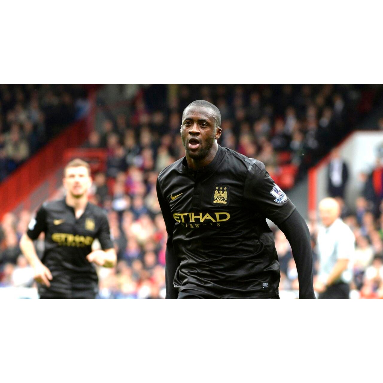 Manchester City 2013-2014 Away Toure Yaya Jersey - Men's Medium