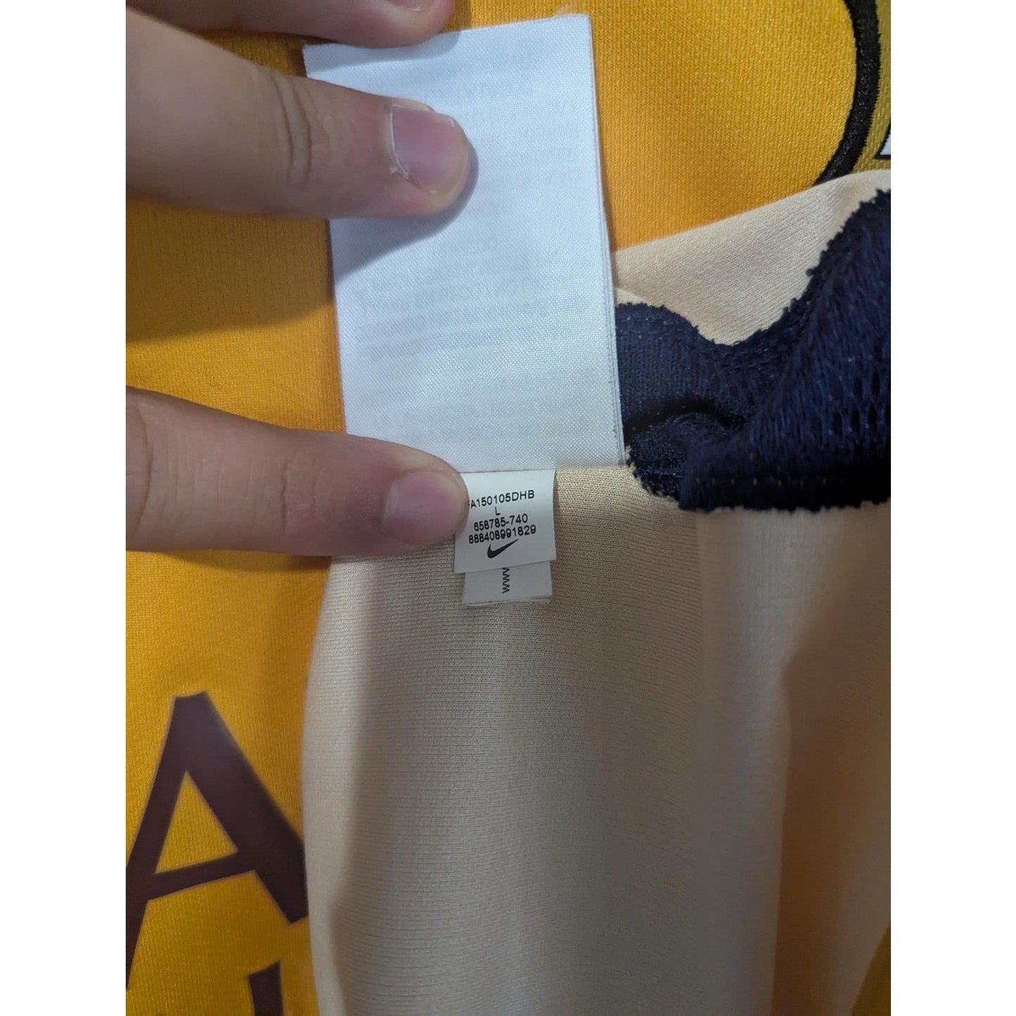 FC Barcelona 2015-16 Away Lionel Messi Jersey - Men's Large