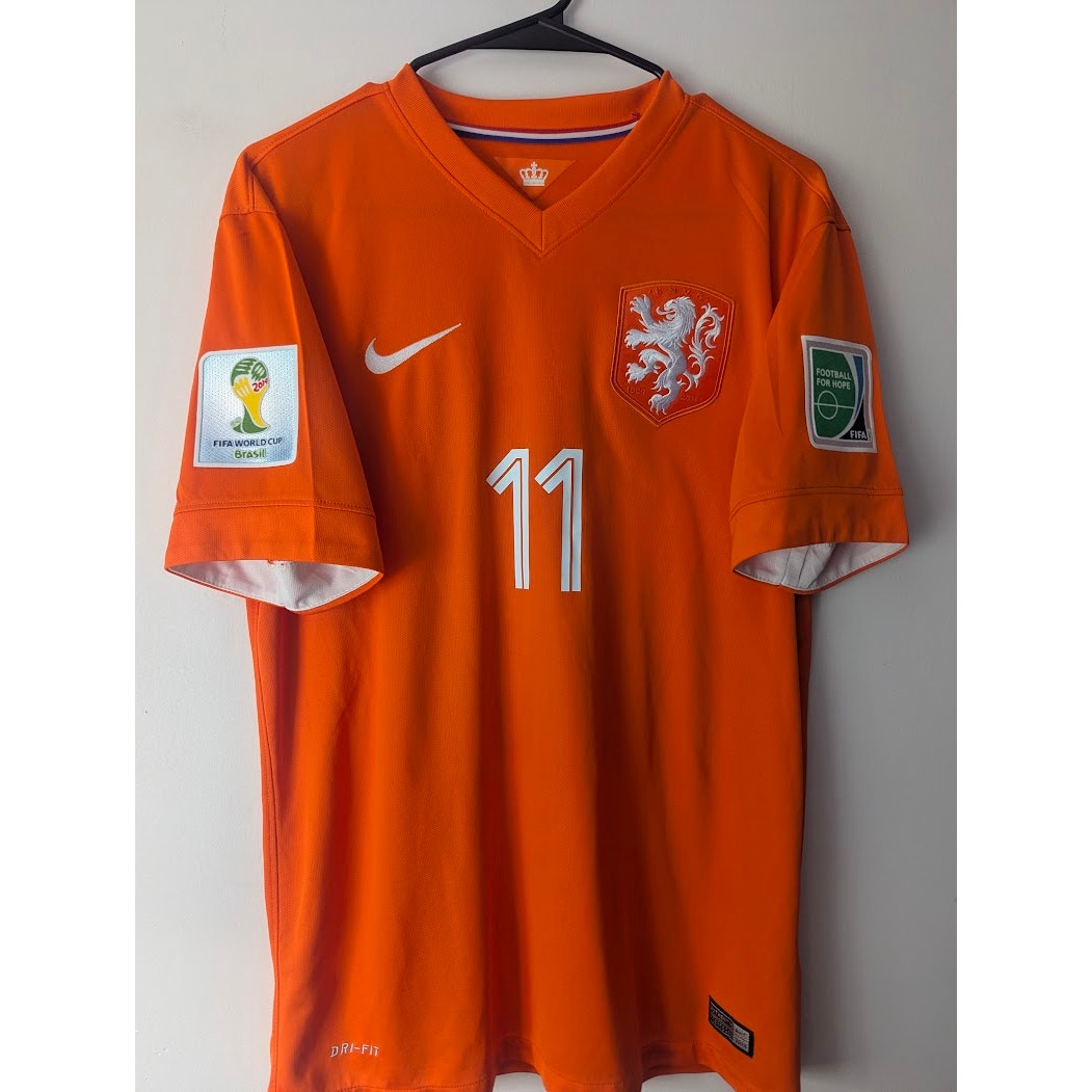 Netherlands 2014 Home Robben Jersey – Men’s Medium | World Cup Fully Patched Nike Shirt