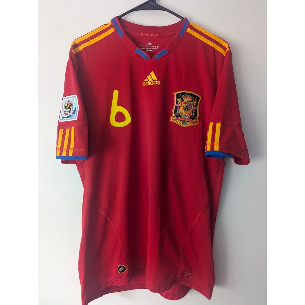 Spain 2010 Andres Iniesta Home Jersey Men’s Large Adidas World Cup Soccer Shirt