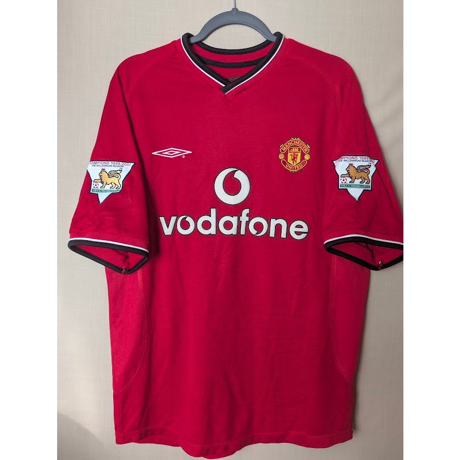 Manchester United 2000-01 home Beckham jersey - photo 2