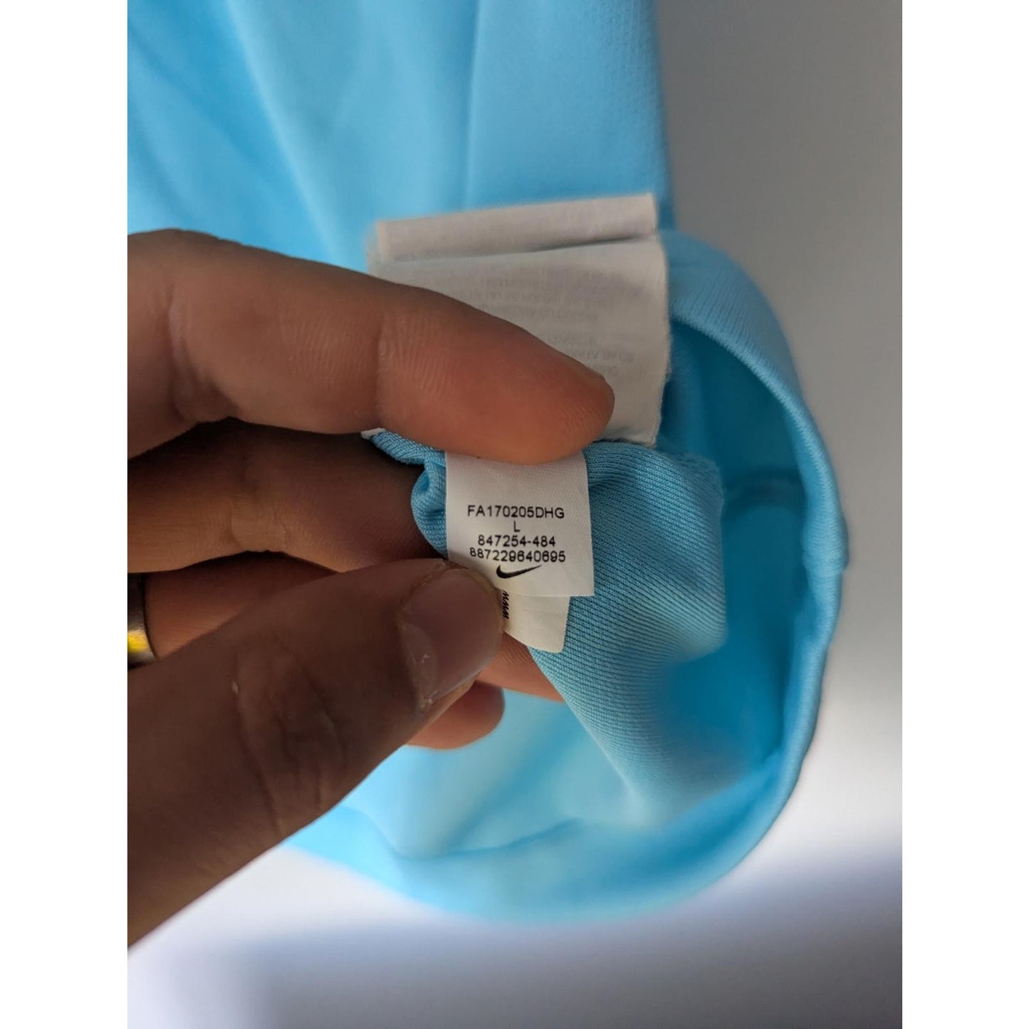 FC Barcelona 2017-18 Away Iniesta Jersey - Men's Large