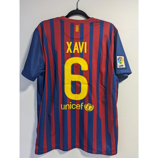 FC Barcelona 2011-12 Home Jersey – Xavi #6 – Men’s Large – Rare Nike Kit