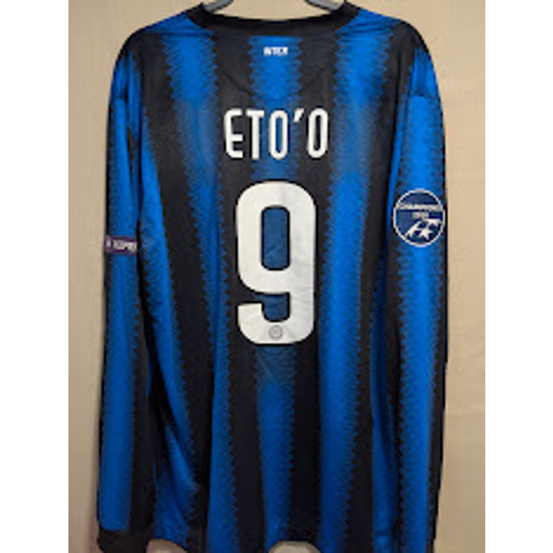 Inter Milan 2010-11 home Samuel Eto'o long sleeve jersey, men's XXL
