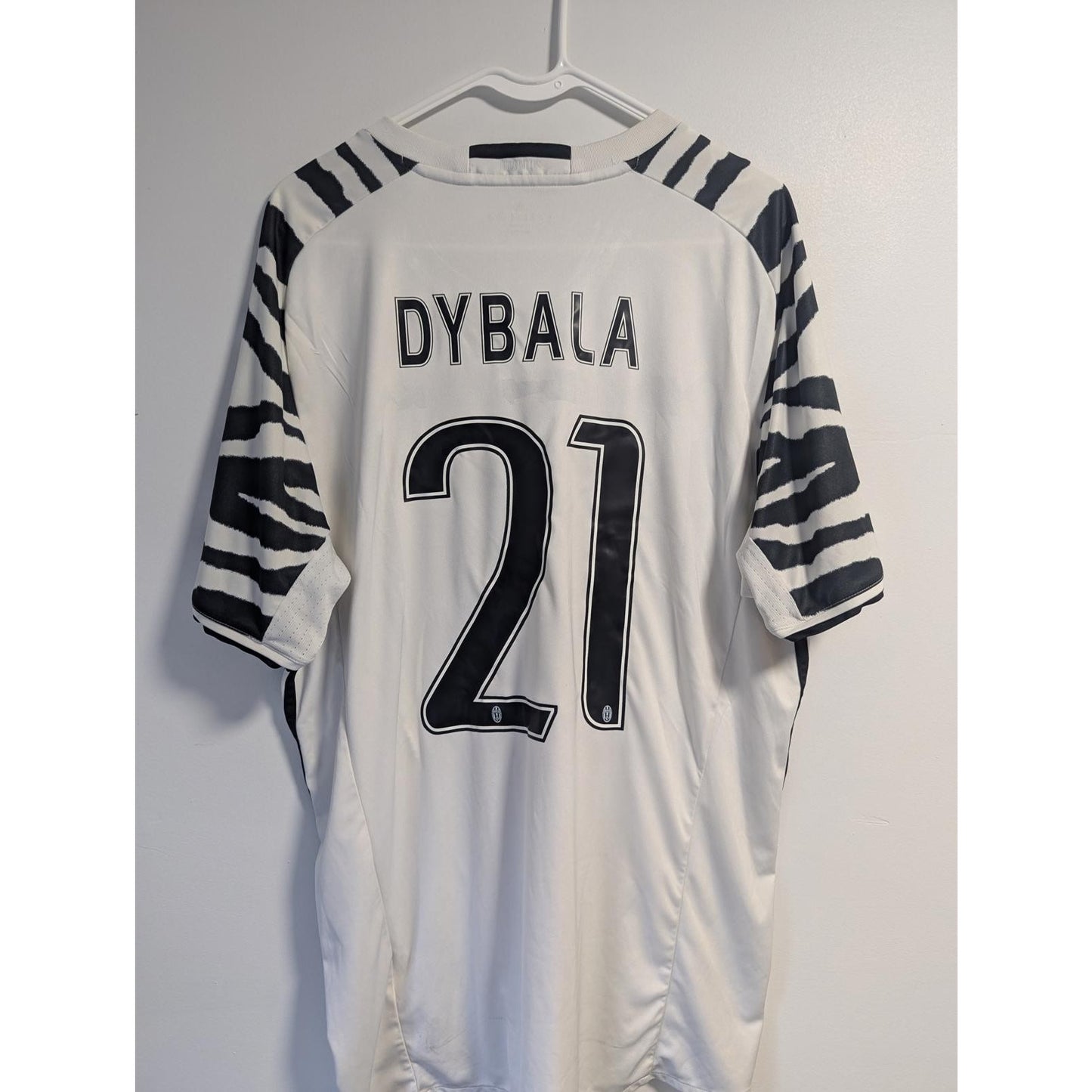 Juventus 2016-17 Third Dybala Jersey - Men’s XL - Iconic Zebra Kit