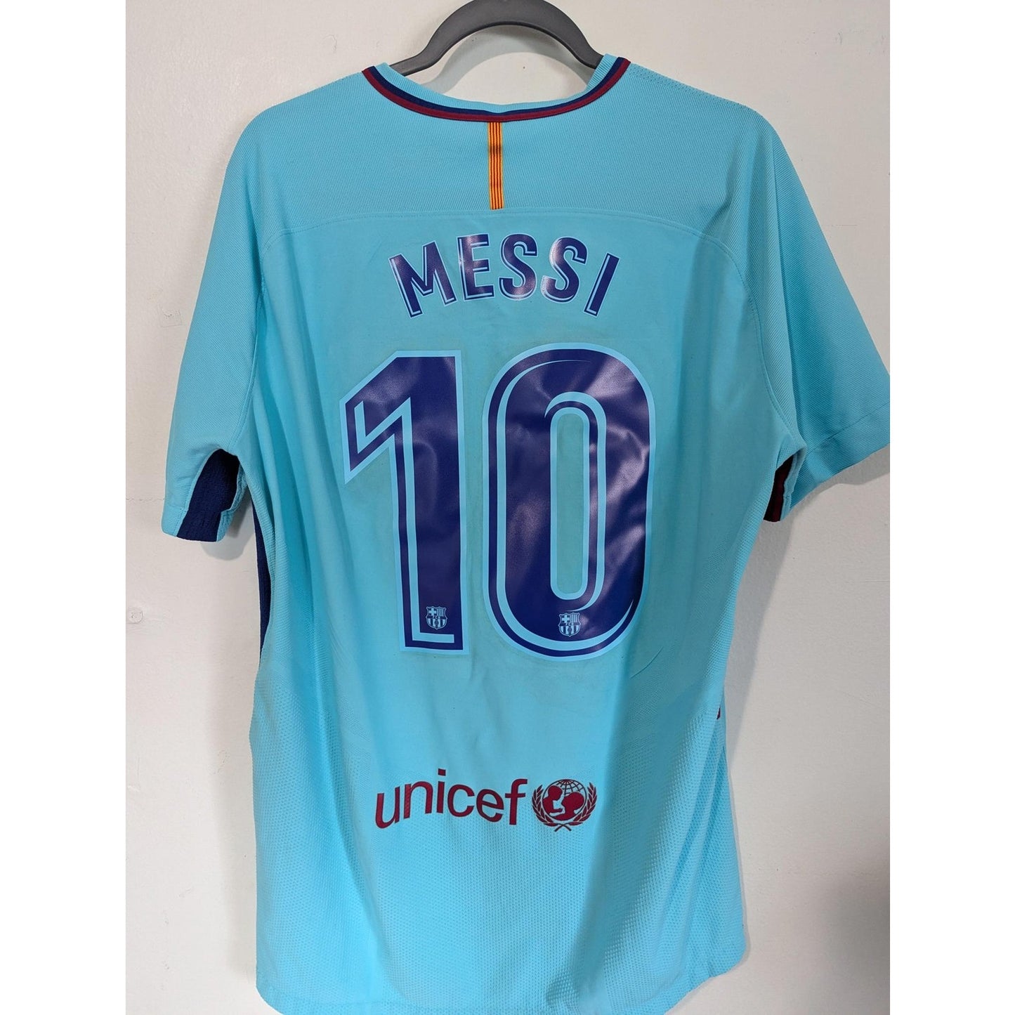 FC Barcelona 2017-18 Away Messi Jersey - Men XL - Vaporknit Player Version