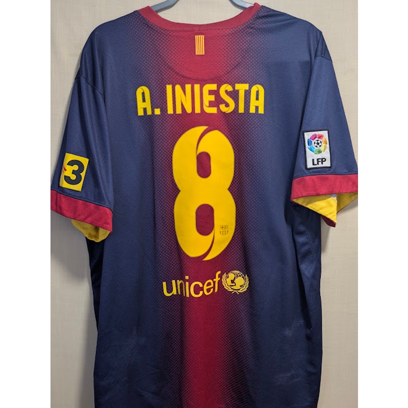 FC Barcelona 2012-13 Home Andres Iniesta #8 Jersey Mens 2XL Nike Club World Cup Champions Badge