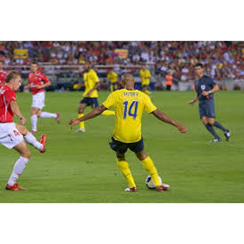 FC Barcelona 2008-10 Away Thierry Henry Jersey - Men's Large