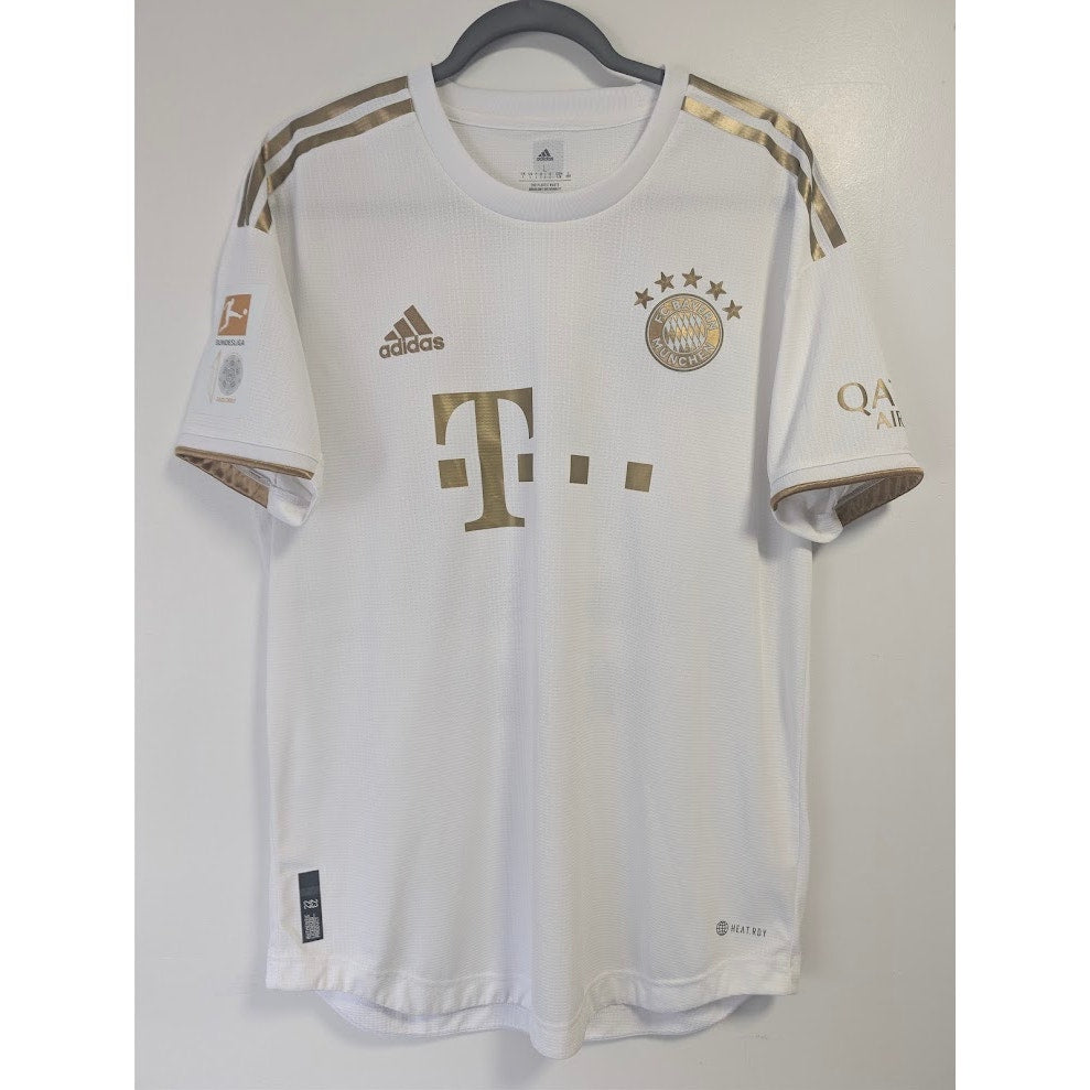 Bayern Munich 2022-23 away Muller player version jersey - photo 2