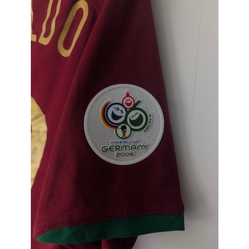 Portugal 2006 Home Cristiano Ronaldo Jersey Men’s Small Nike 2006 World Cup Fully Patched
