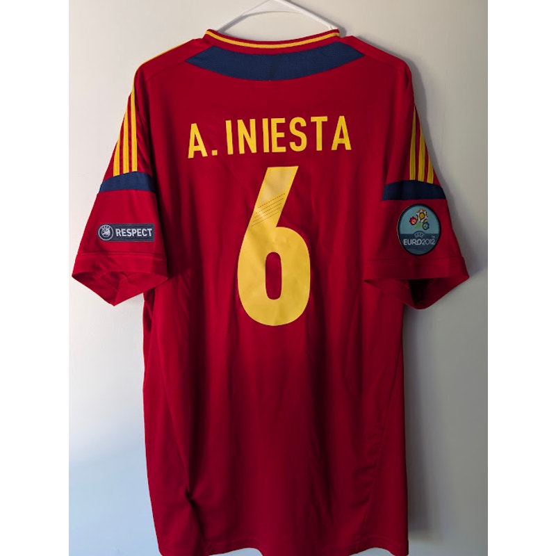 Spain 2012 Home Andres Iniesta #6 Jersey Mens Large Adidas Euro 2012 Vintage