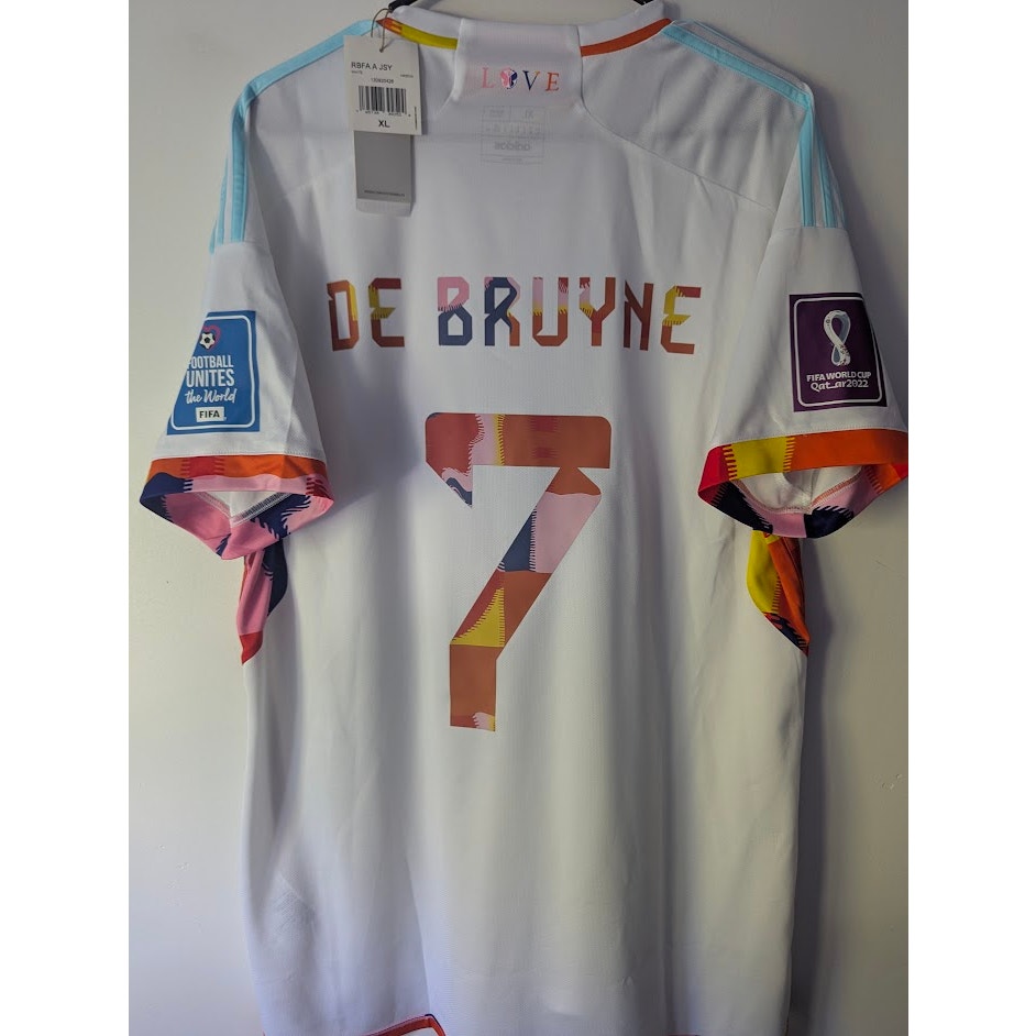 Belgium 2022 Away Kevin De Bruyne Jersey Men’s XL Adidas Tomorrowland World Cup Fully Patched NWT