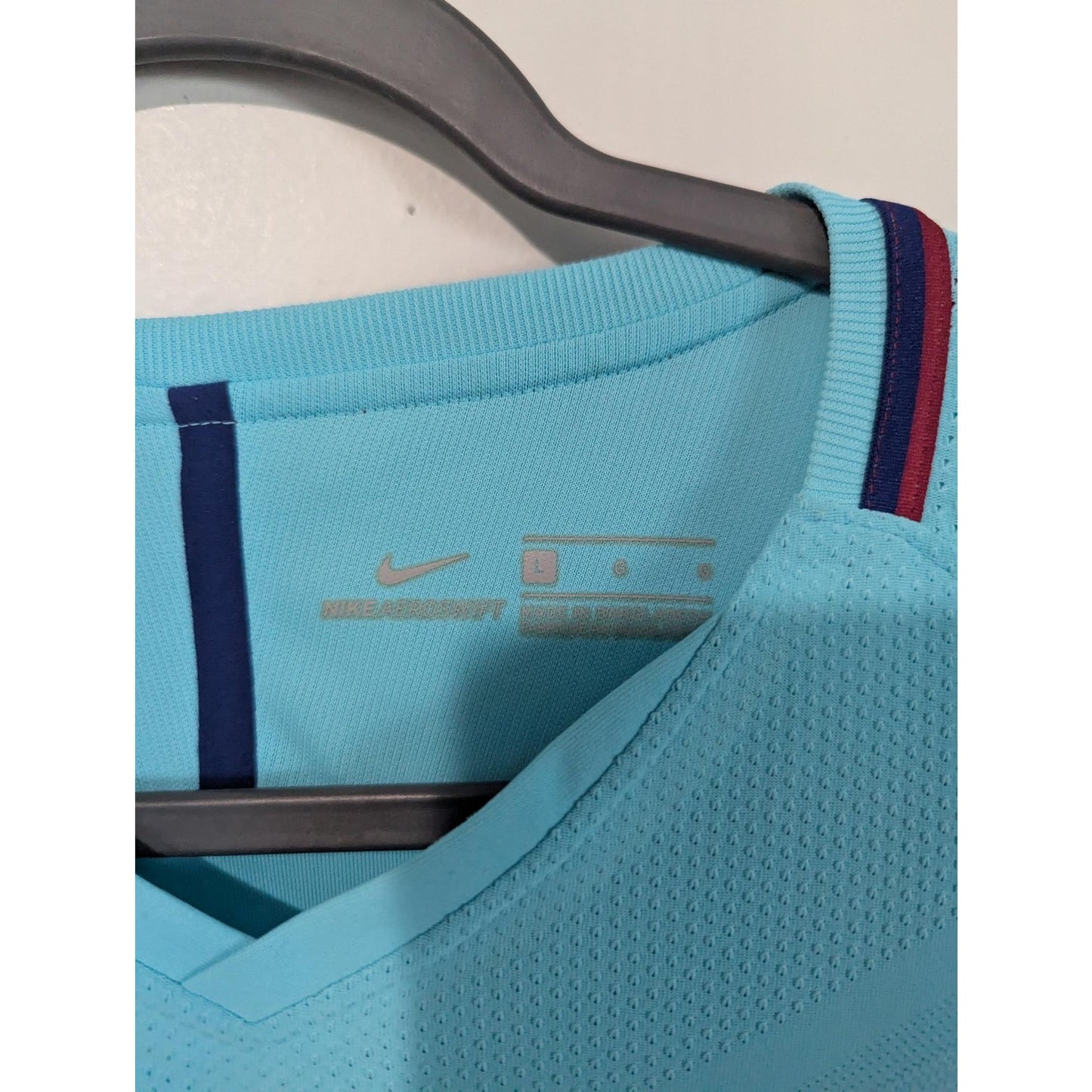 FC Barcelona 2017-18 Away Messi Jersey - Men's Large - Vaporknit Player Version