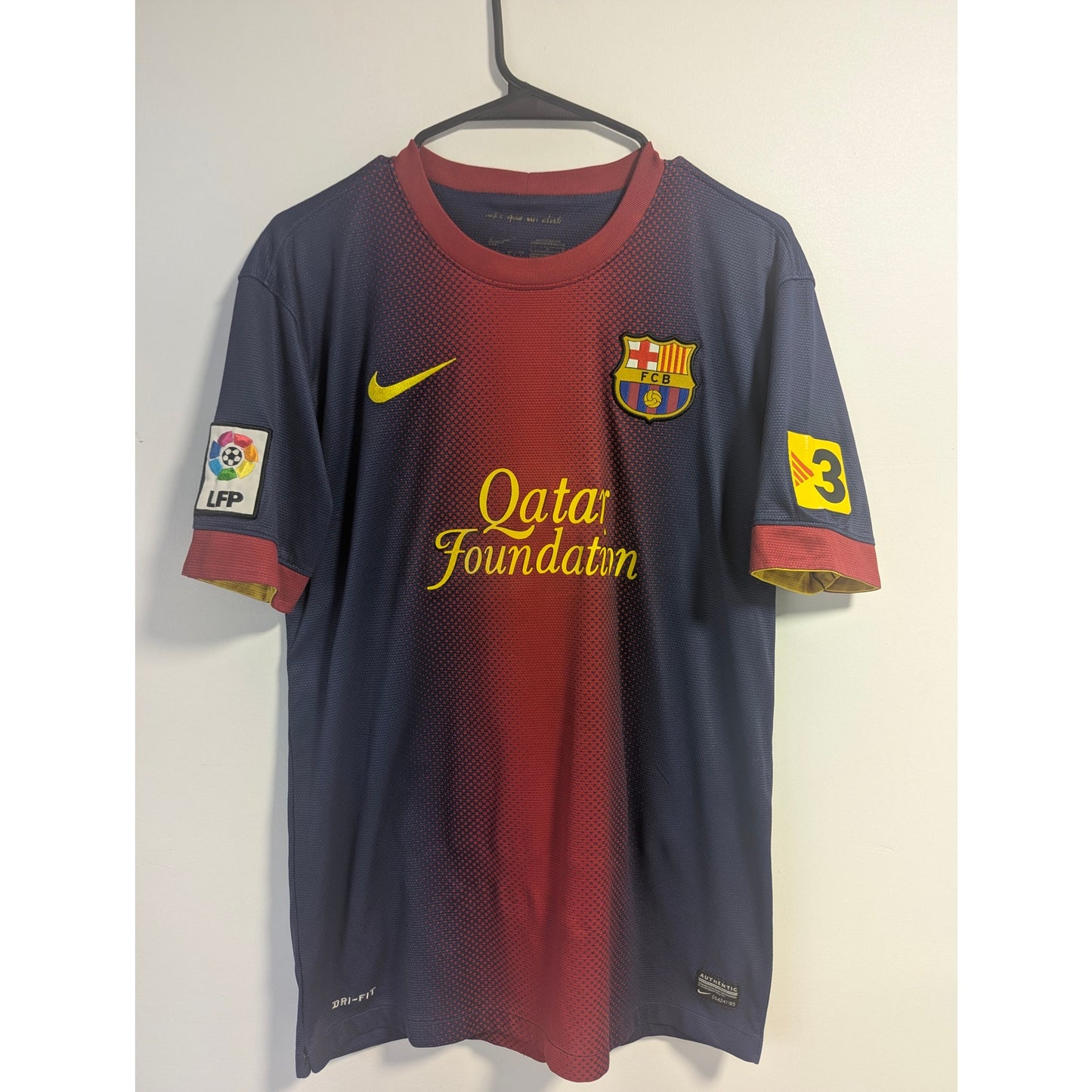 FC Barcelona 2012-13 Xavi Home Jersey Men’s Large Authentic Nike Soccer Shirt