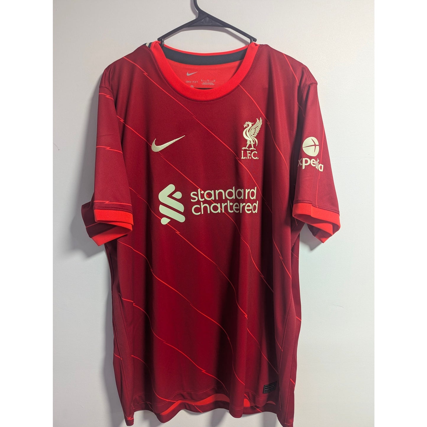 Liverpool 2021-22 Home Virgil Van Dijk Jersey - Men's XL
