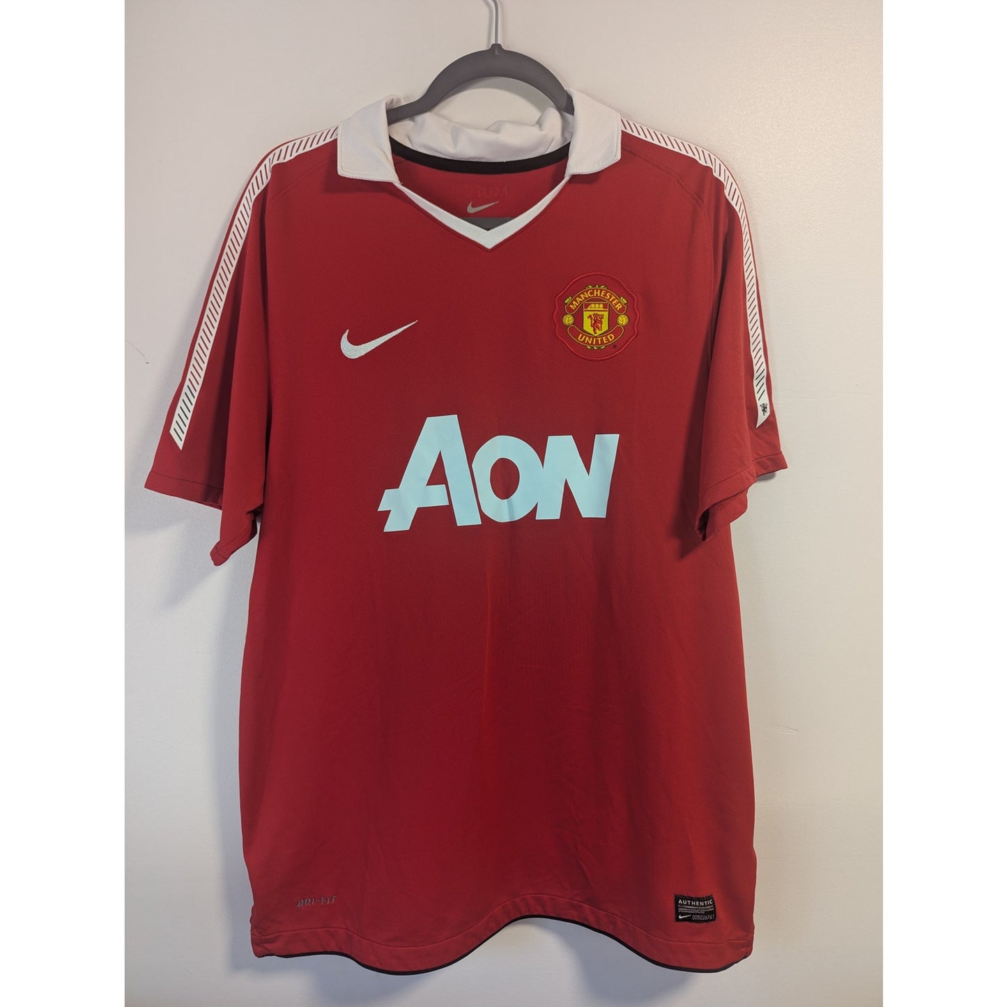 Manchester United 2010-11 Home Berbatov Jersey - Men's Large