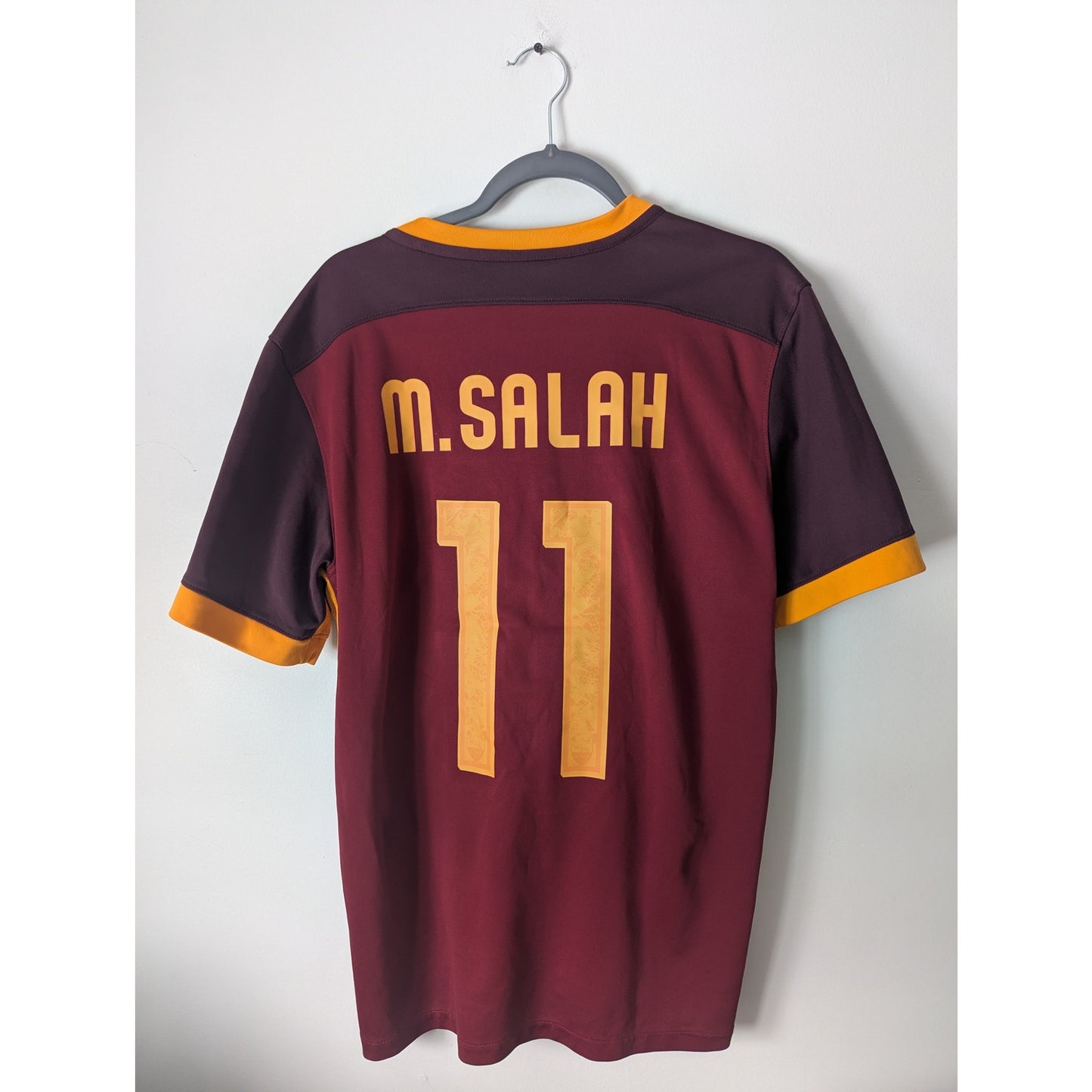 AS Roma 2015-2016 Home Salah Jersey - Men's Large