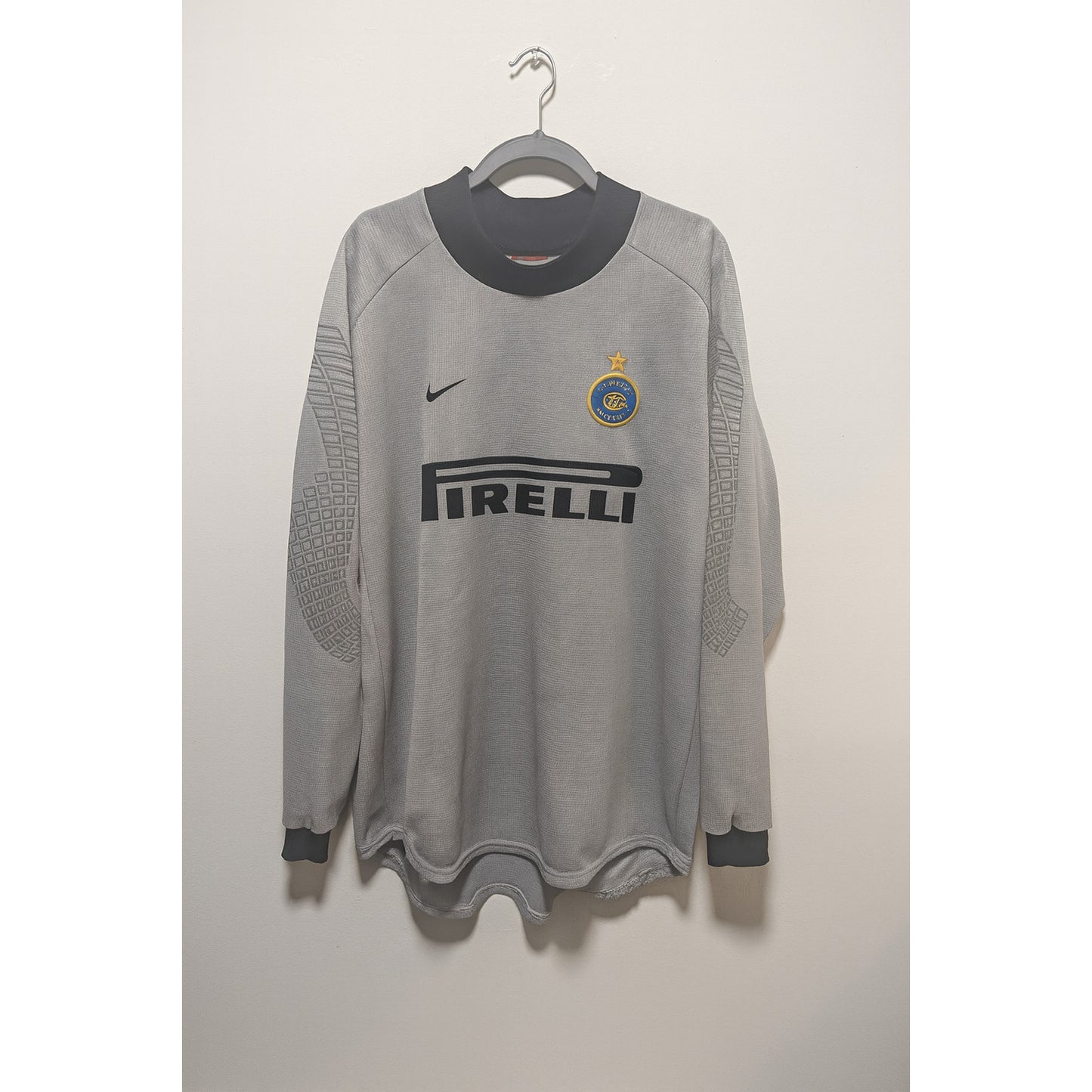 Inter Milan 2000-01 Goalkeeper Jersey LS Men's Large Authentic Vintage Nike Pirelli