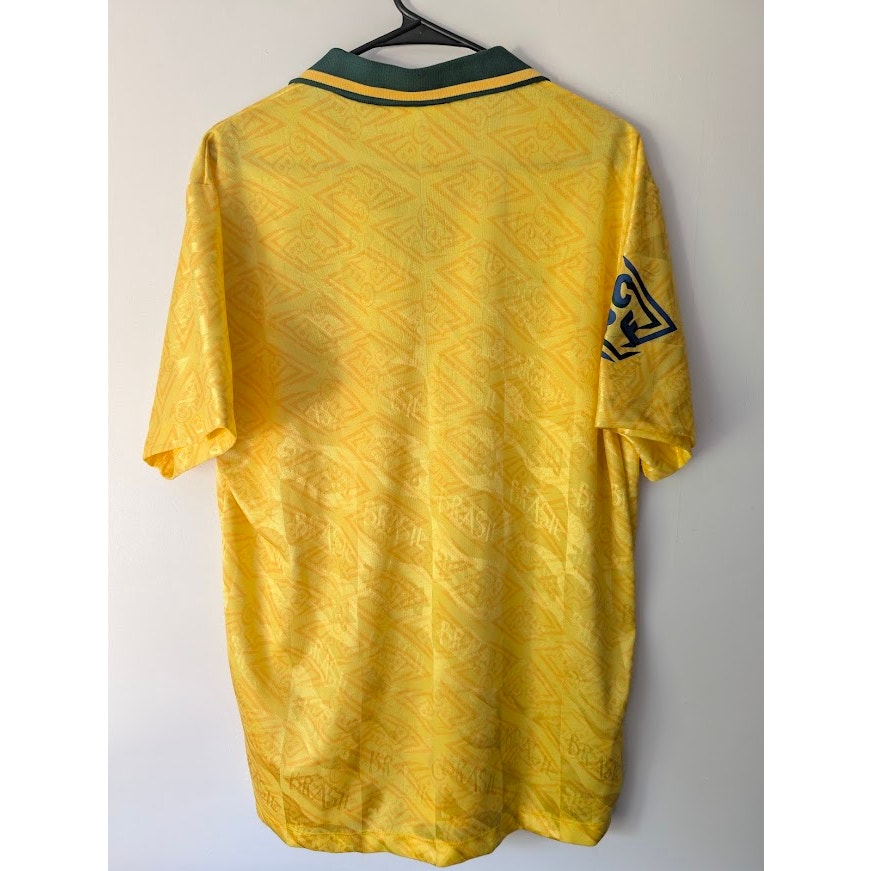 Brazil 1992-93 Home Jersey Mens Large Vintage Umbro Authentic Yellow Rare