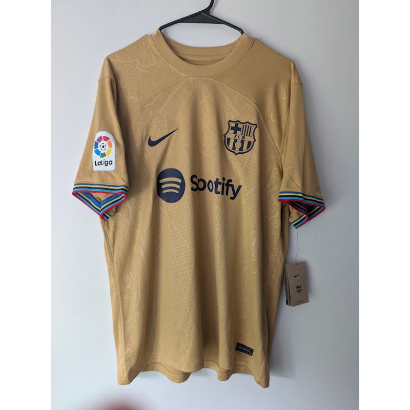 FC Barcelona 2022-23 Away Gavi #6 Jersey Men's Large NWT Nike La Liga Patch Gold Kit