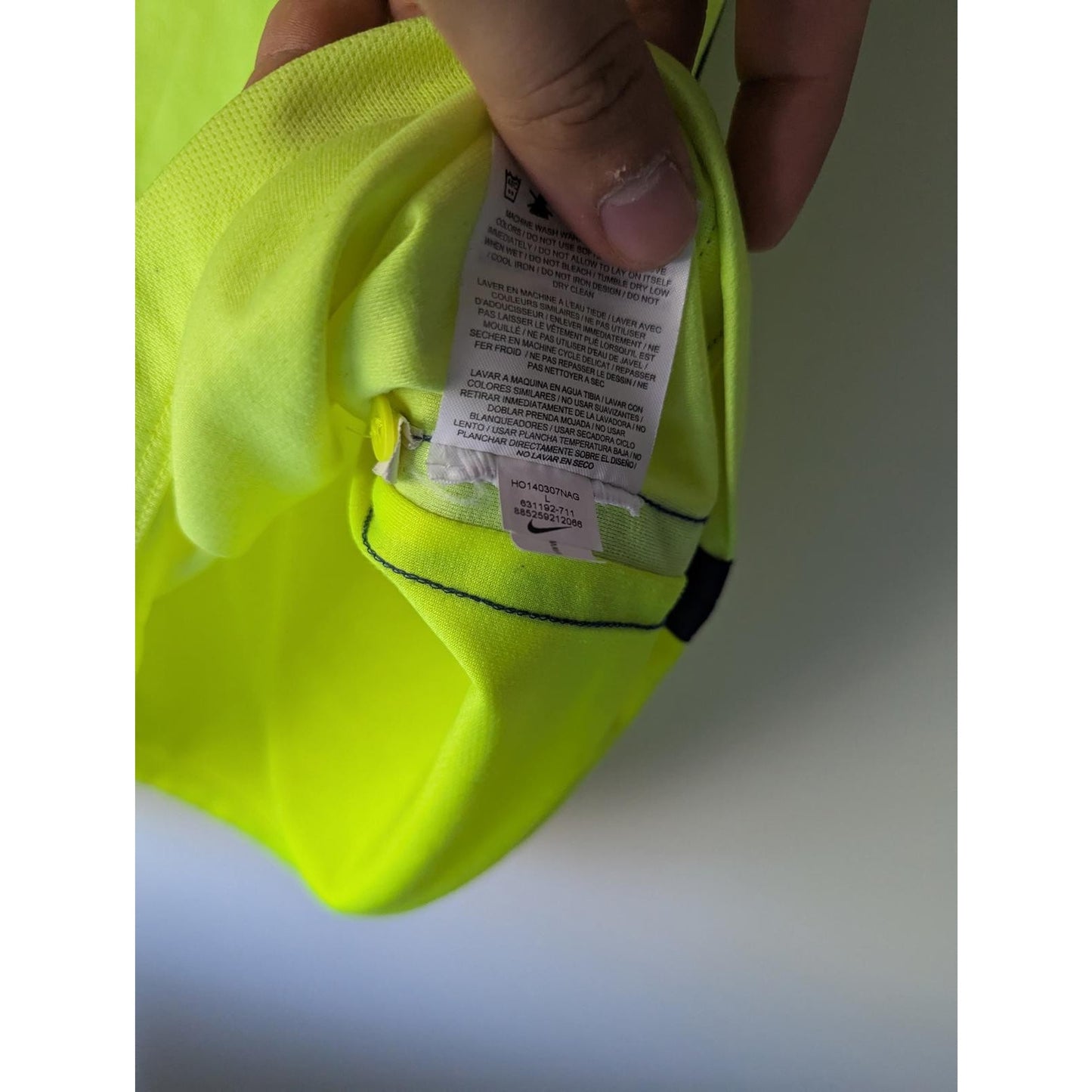 FC Barcelona 2014-15 Away Lionel Messi Jersey - Men's Large - UCL Patches