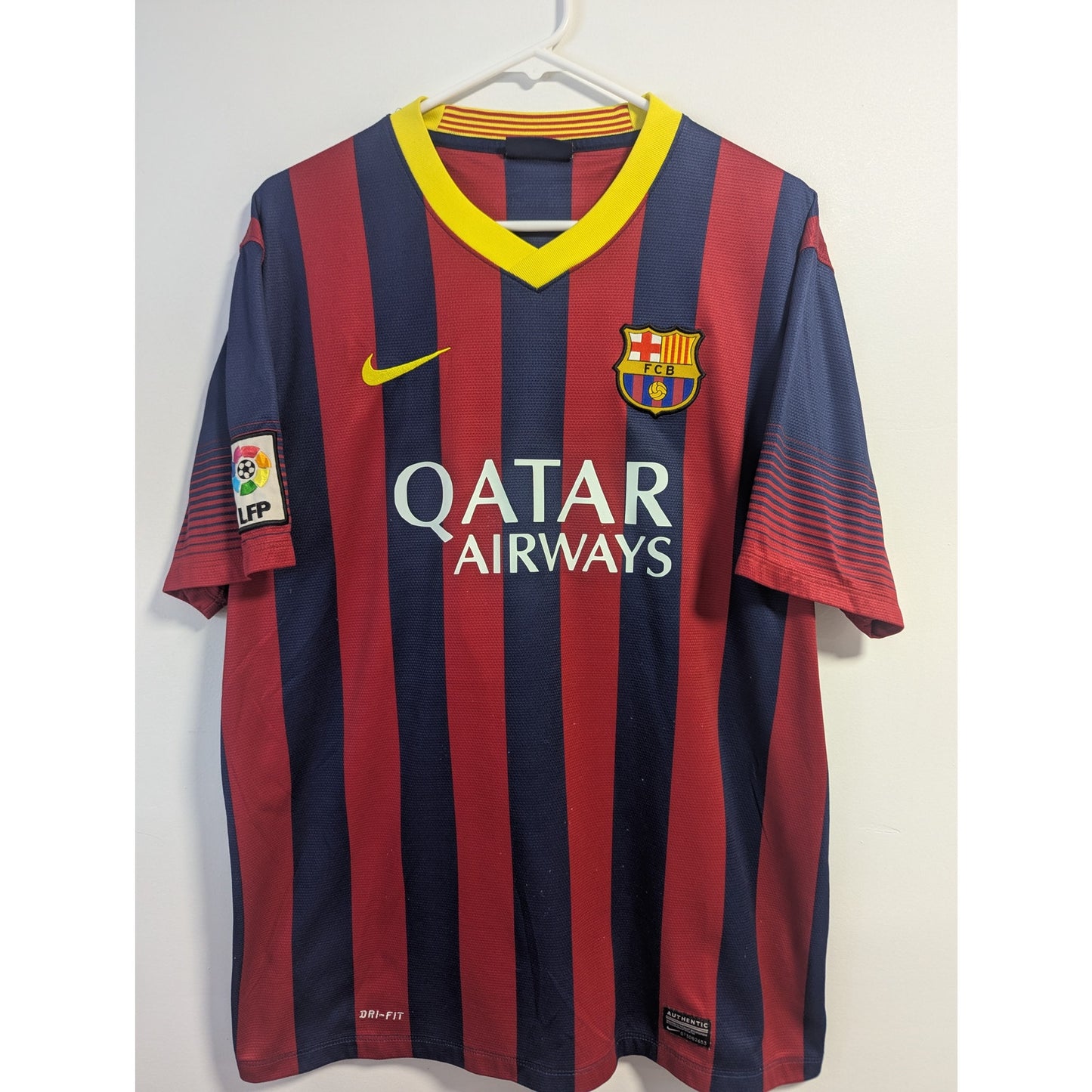 FC Barcelona 2012-2013 Home Andres Iniesta Jersey - Men's XL (532822-413)