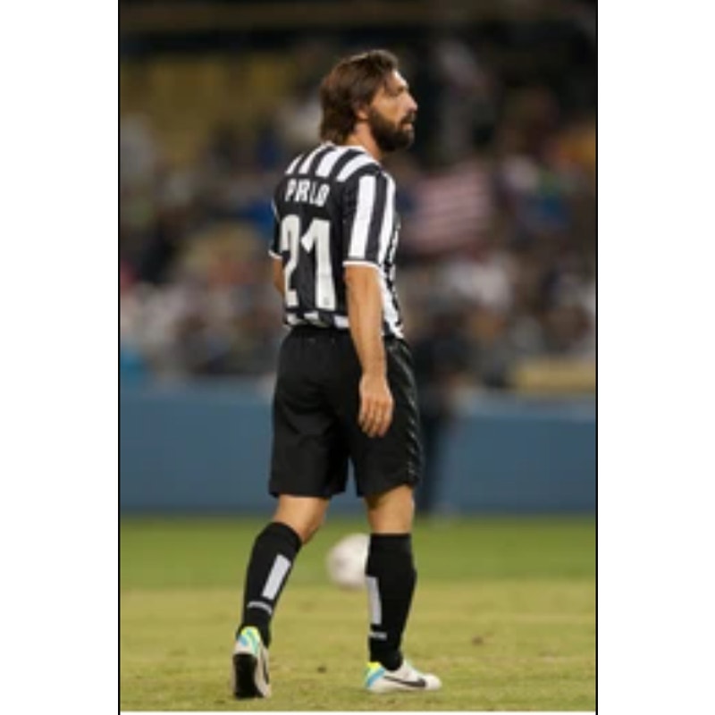 Juventus 2013-14 Andrea Pirlo Home Jersey Men’s Large Nike Serie A Soccer Shirt