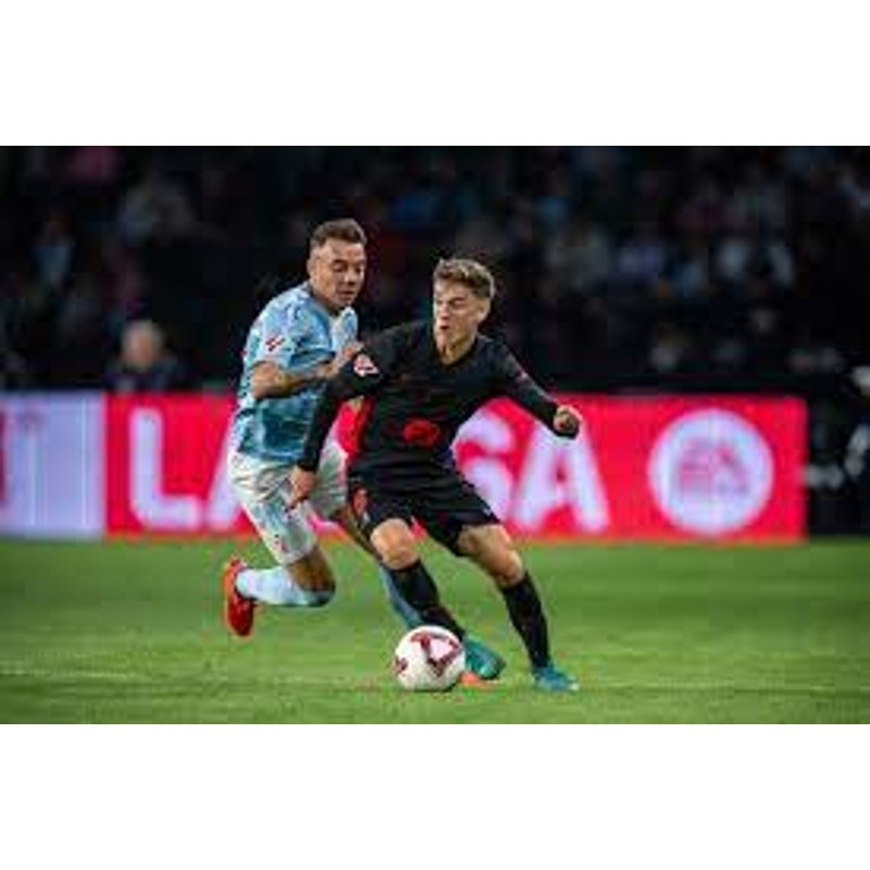 FC Barcelona 2024-25 Away Gavi Jersey - Men's Large