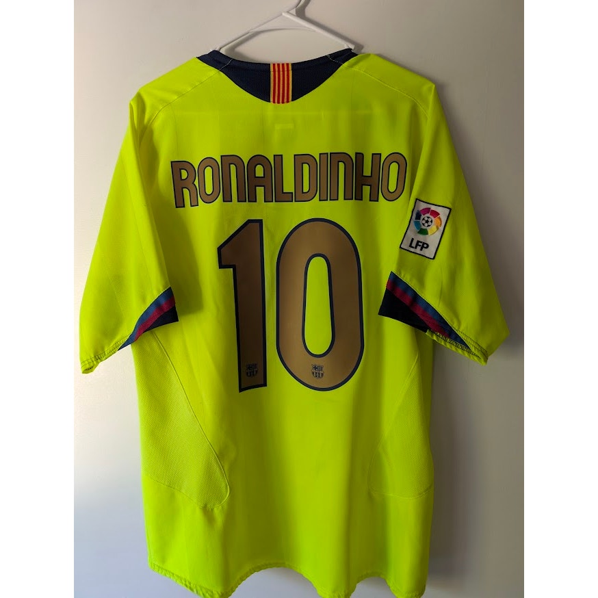 FC Barcelona 2006-07 Third Ronaldinho #10 Jersey Mens Large Nike Yellow