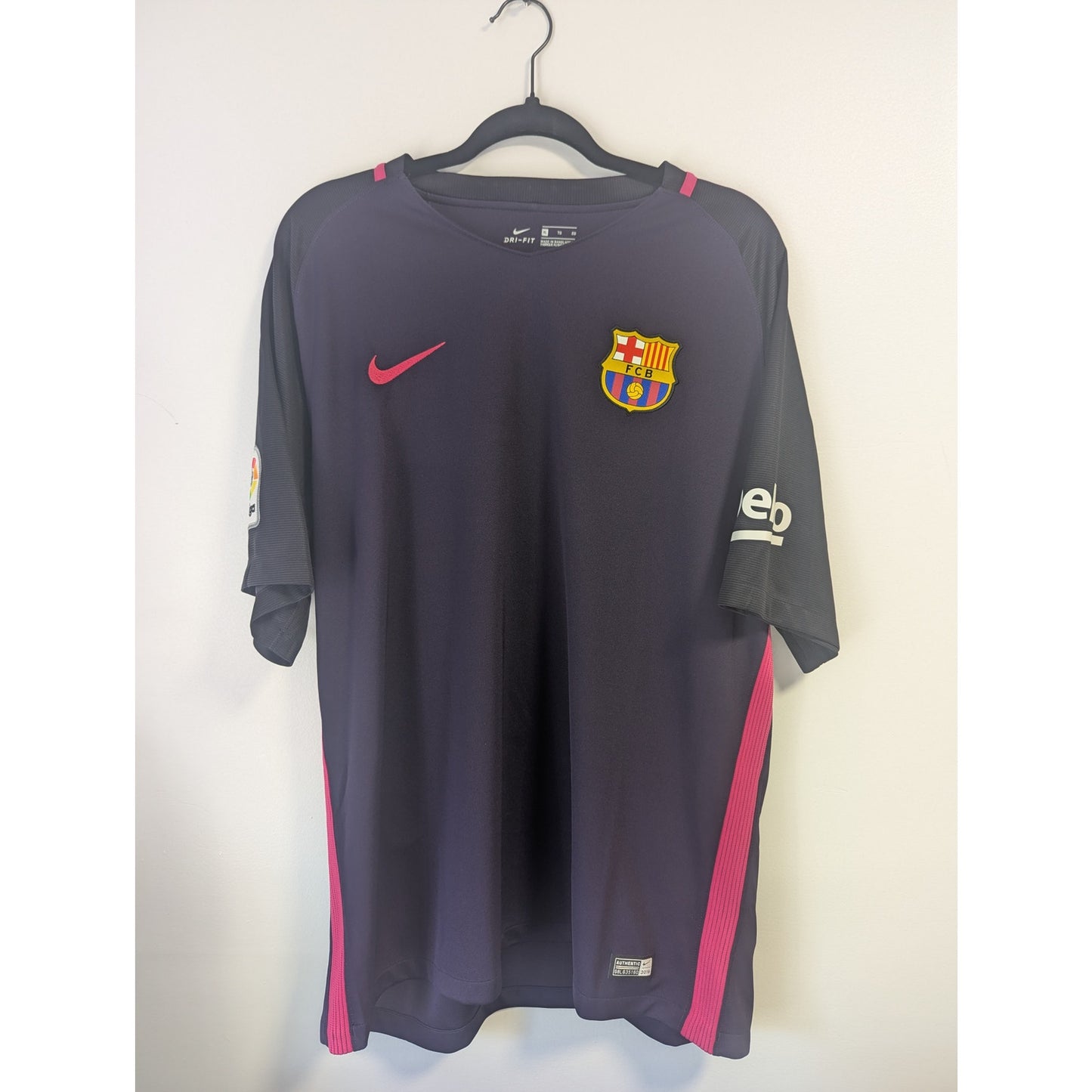 FC Barcelona 2016-17 Away Sergio Busquets Jersey - Men XL