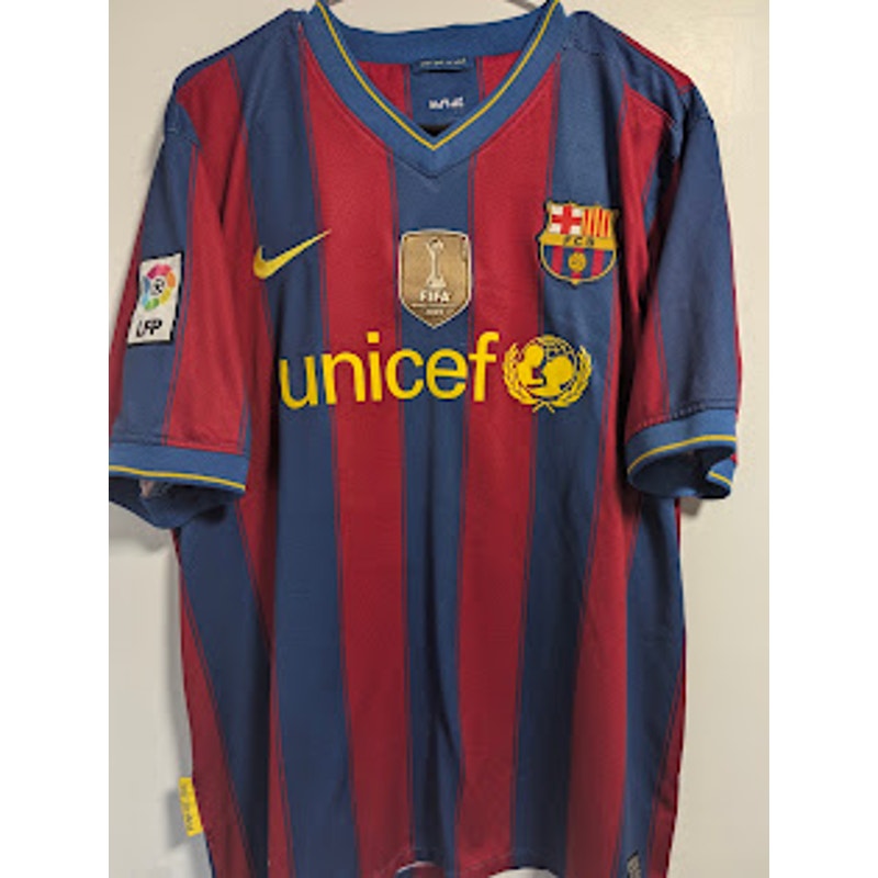 Barcelona 2009-10 home Messi jersey - photo 2