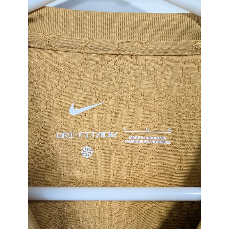 FC Barcelona 2022-23 Away Gavi #30 Jersey Mens Large NWOT Nike Dri-FIT ADV Authentic Gold