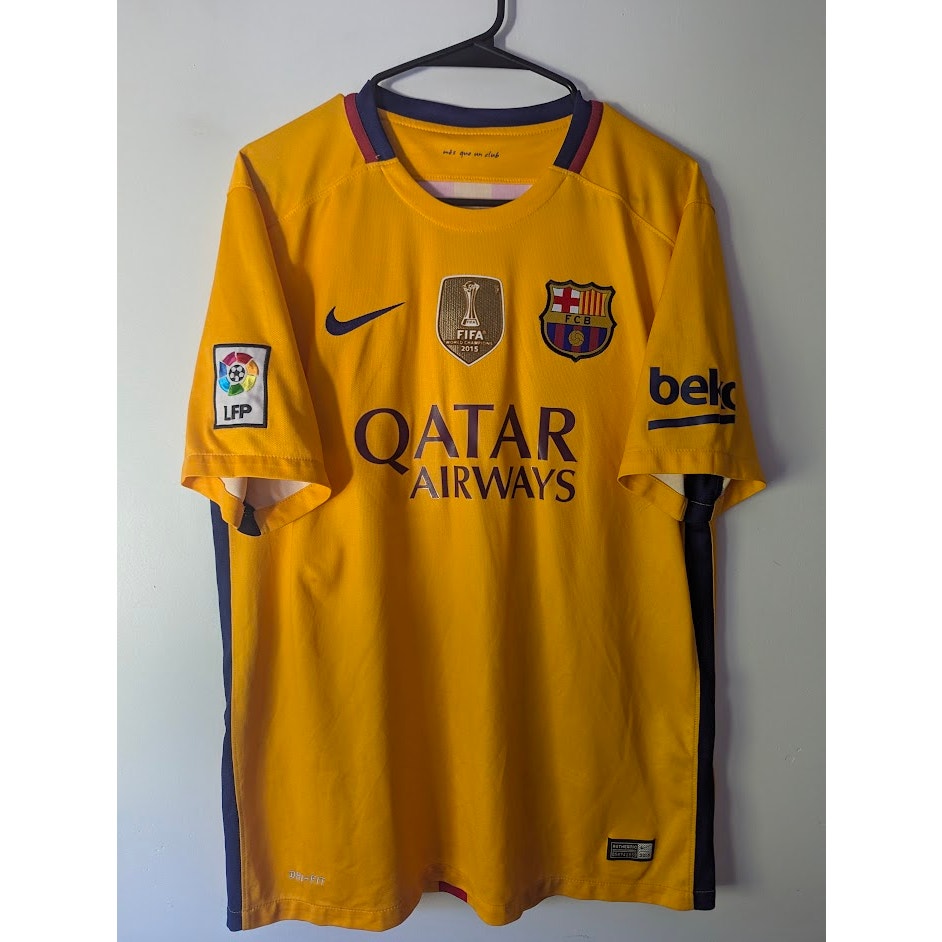 FC Barcelona 2015-16 Away Lionel Messi Jersey Men’s Large Nike Club World Cup Champions Badge