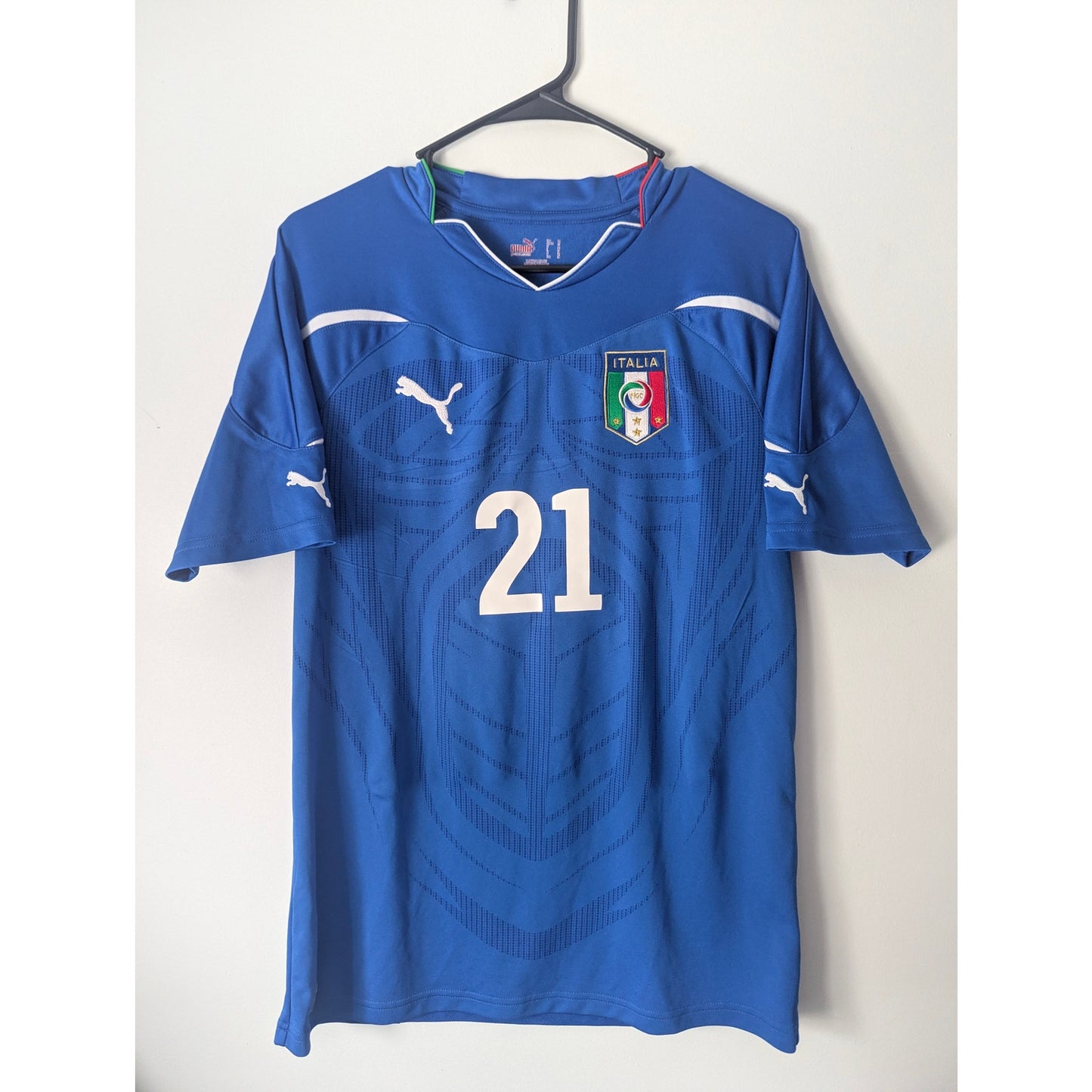 Italy 2010 Home Andrea Pirlo Jersey – Men’s Medium