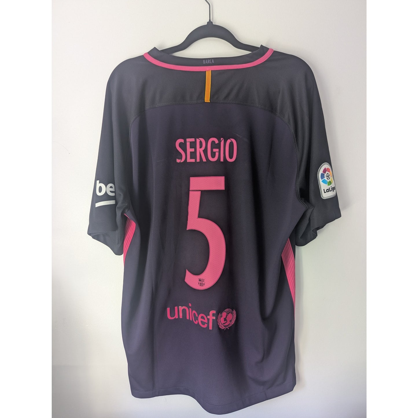 FC Barcelona 2016-17 Away Sergio Busquets Jersey - Men XL