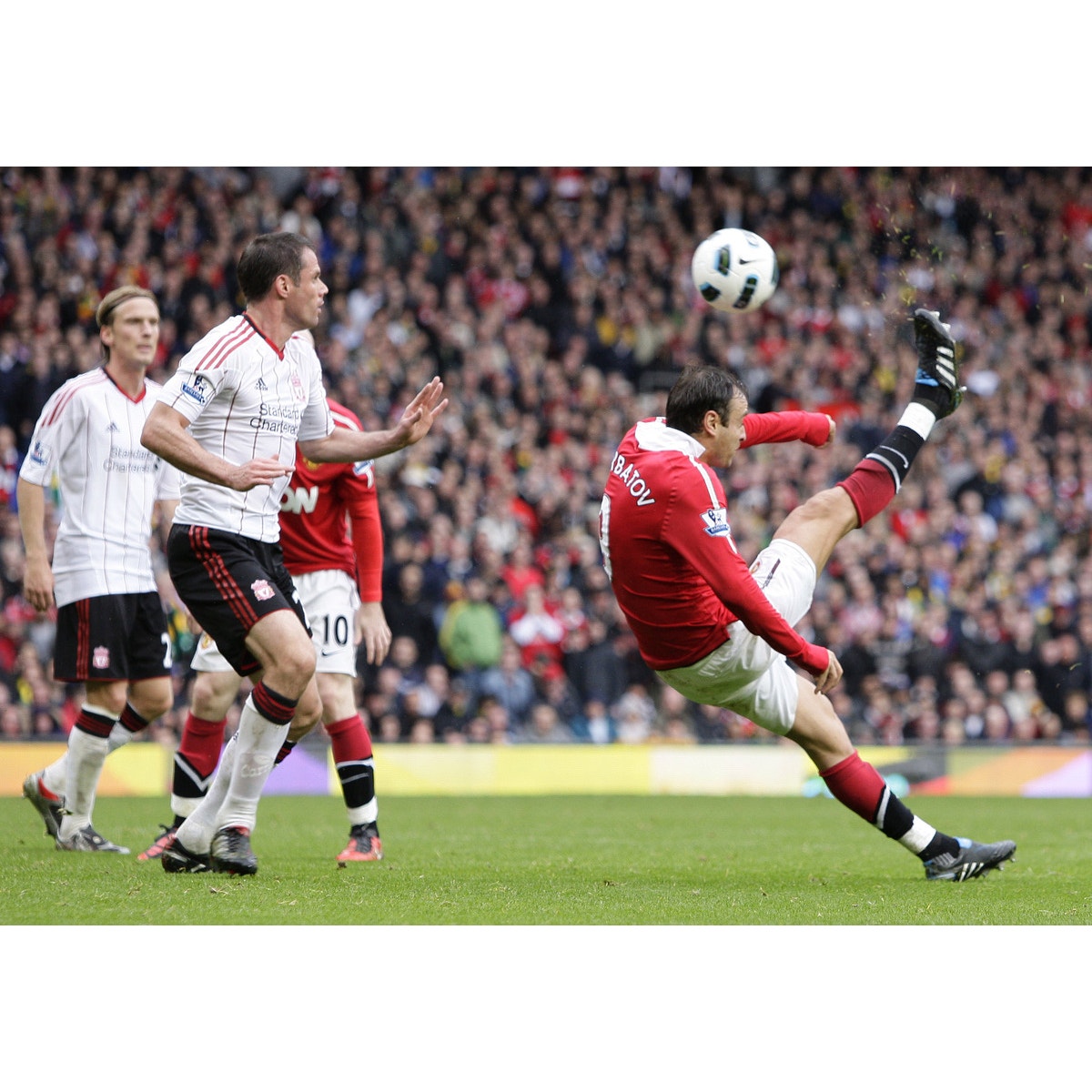 Manchester United 2010-11 Home Berbatov Jersey - Men's Large