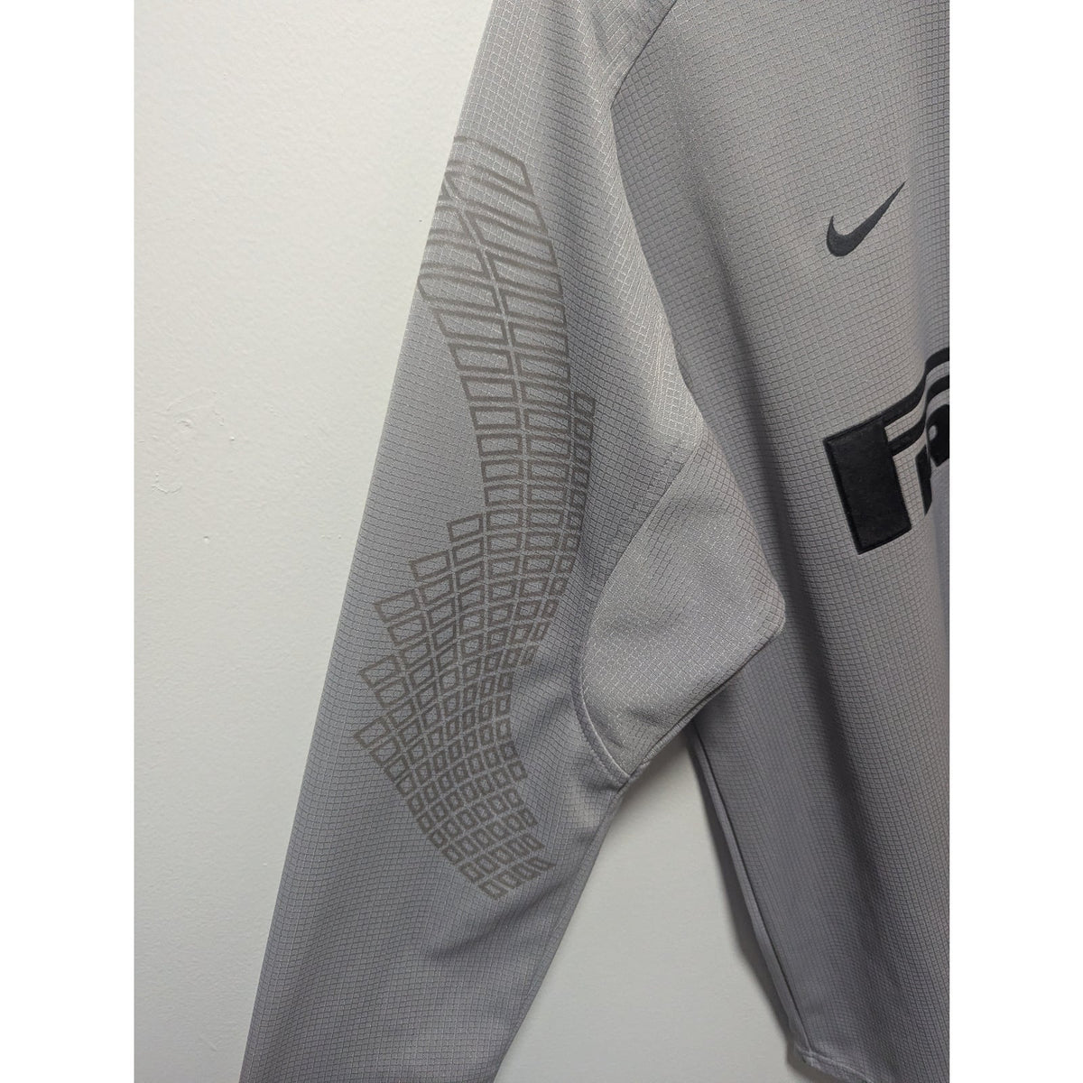 Inter Milan 2000-01 Goalkeeper Jersey LS Men's Large Authentic Vintage Nike Pirelli