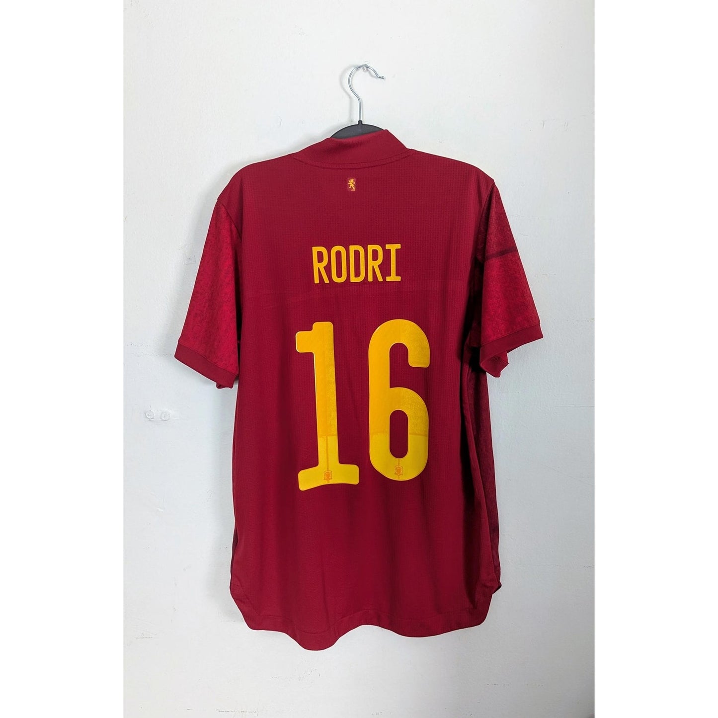 Spain 2020 Home Rodri Jersey - Men's Large | HEAT.RDY