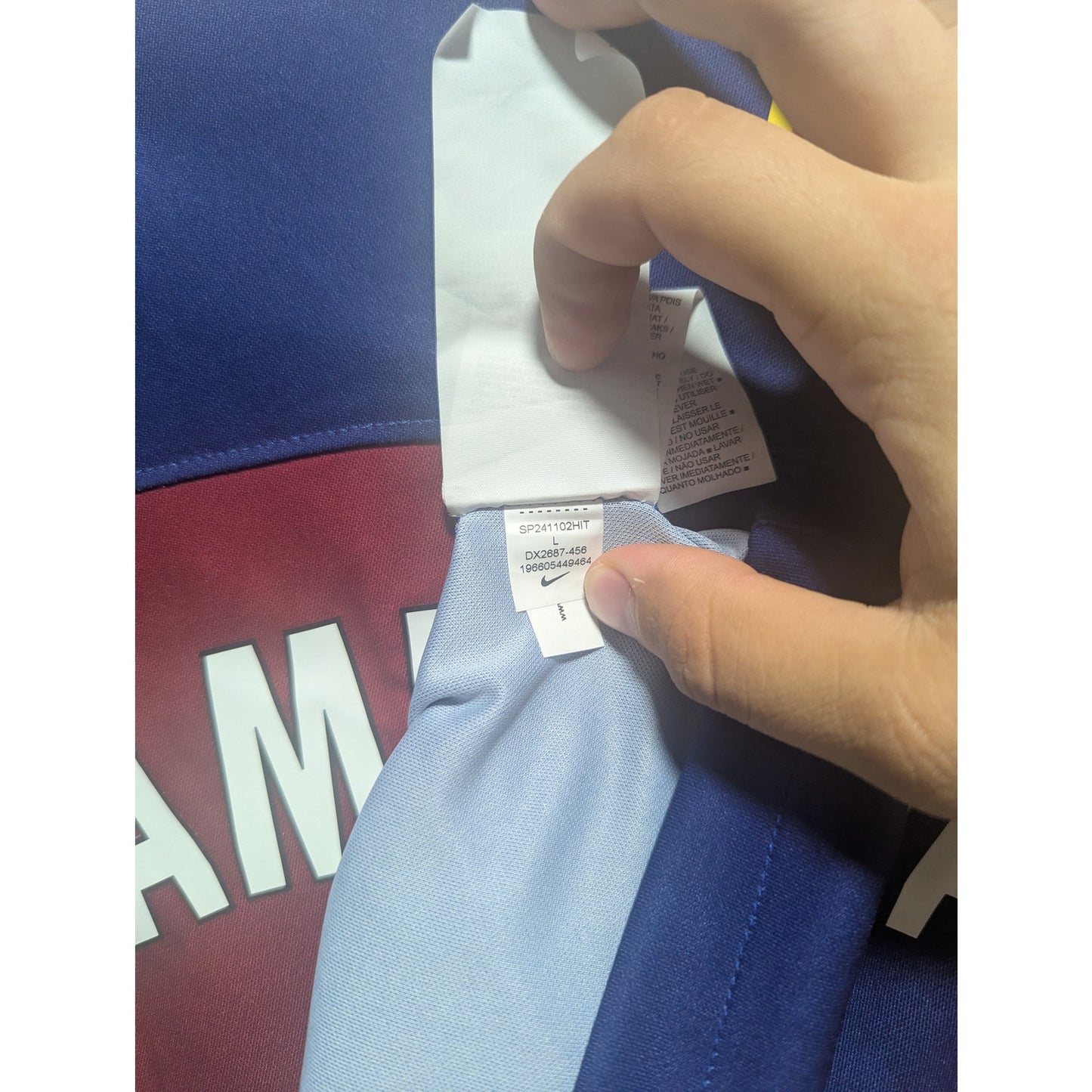 FC Barcelona 2023-24 Home Lamine Yamal Jersey - Men's Large - NWT