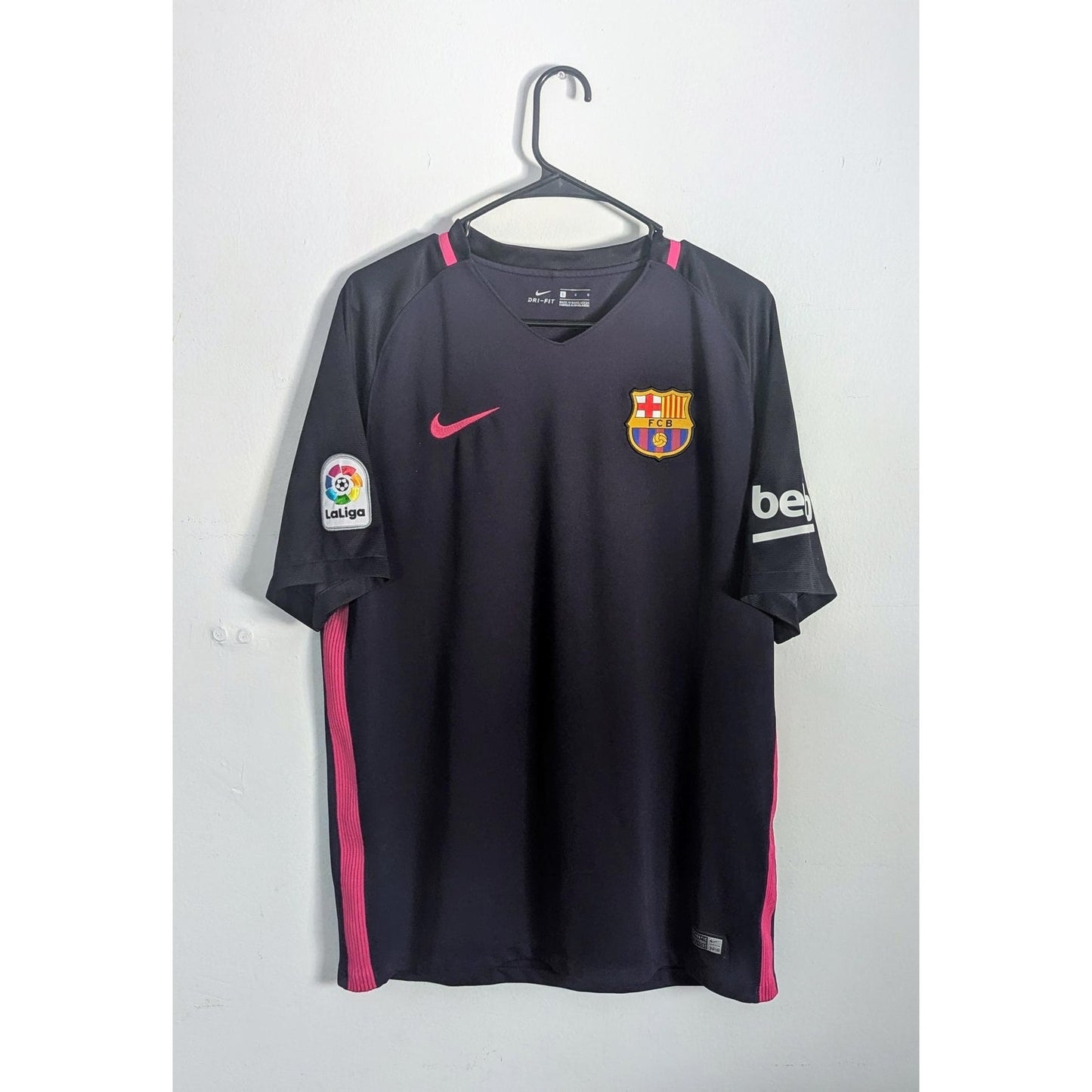FC Barcelona 2016-17 Away Iniesta Jersey - Men's Large