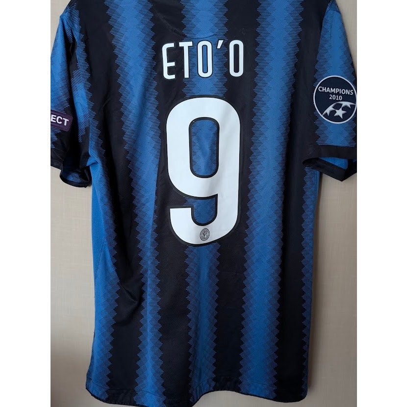 Inter Milan 2010-11 home Samuel Eto'o jersey, Nike, men's medium