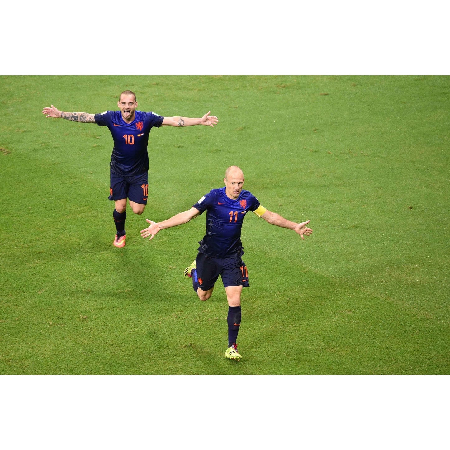Netherlands 2014 Away Arjen Robben Jersey - Men's XL