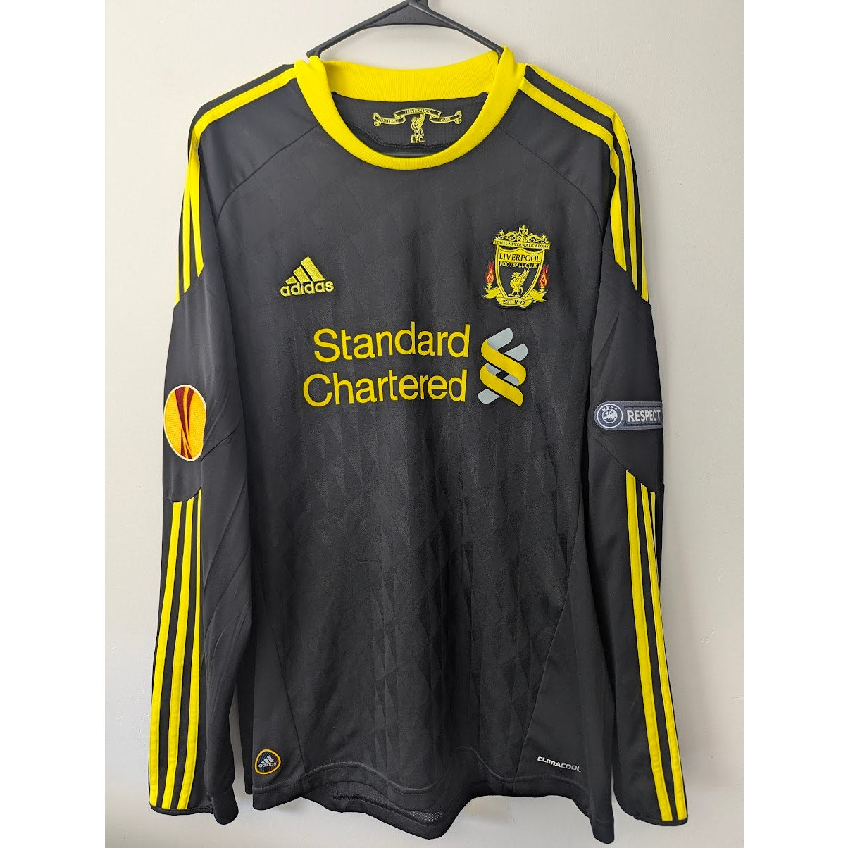 Liverpool 2010-11 Dirk Kuyt Third Jersey LS Men’s Medium Adidas Europa League Shirt