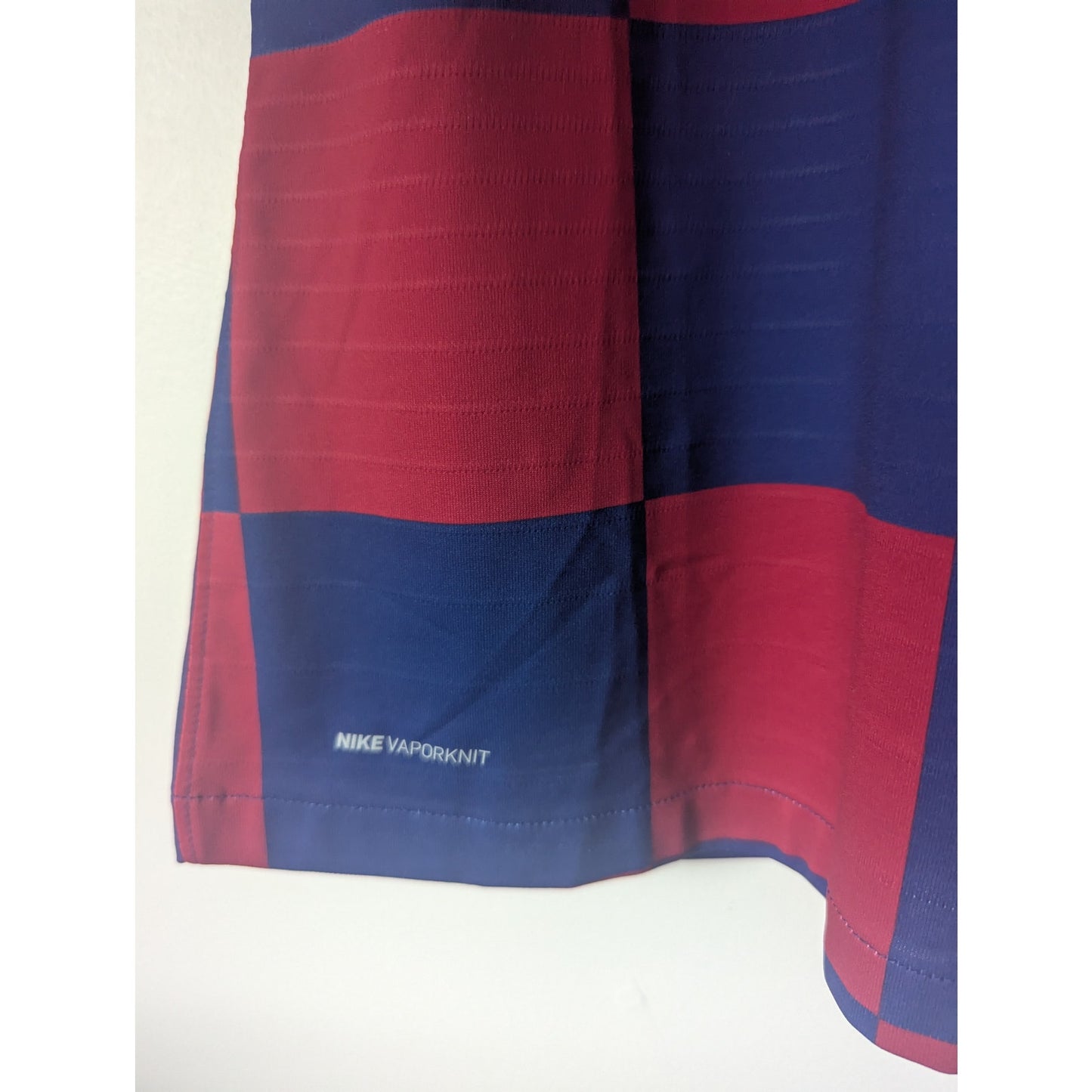 FC Barcelona 2019-20 Home Lionel Messi Jersey - Men's Large - Kitroom Edition