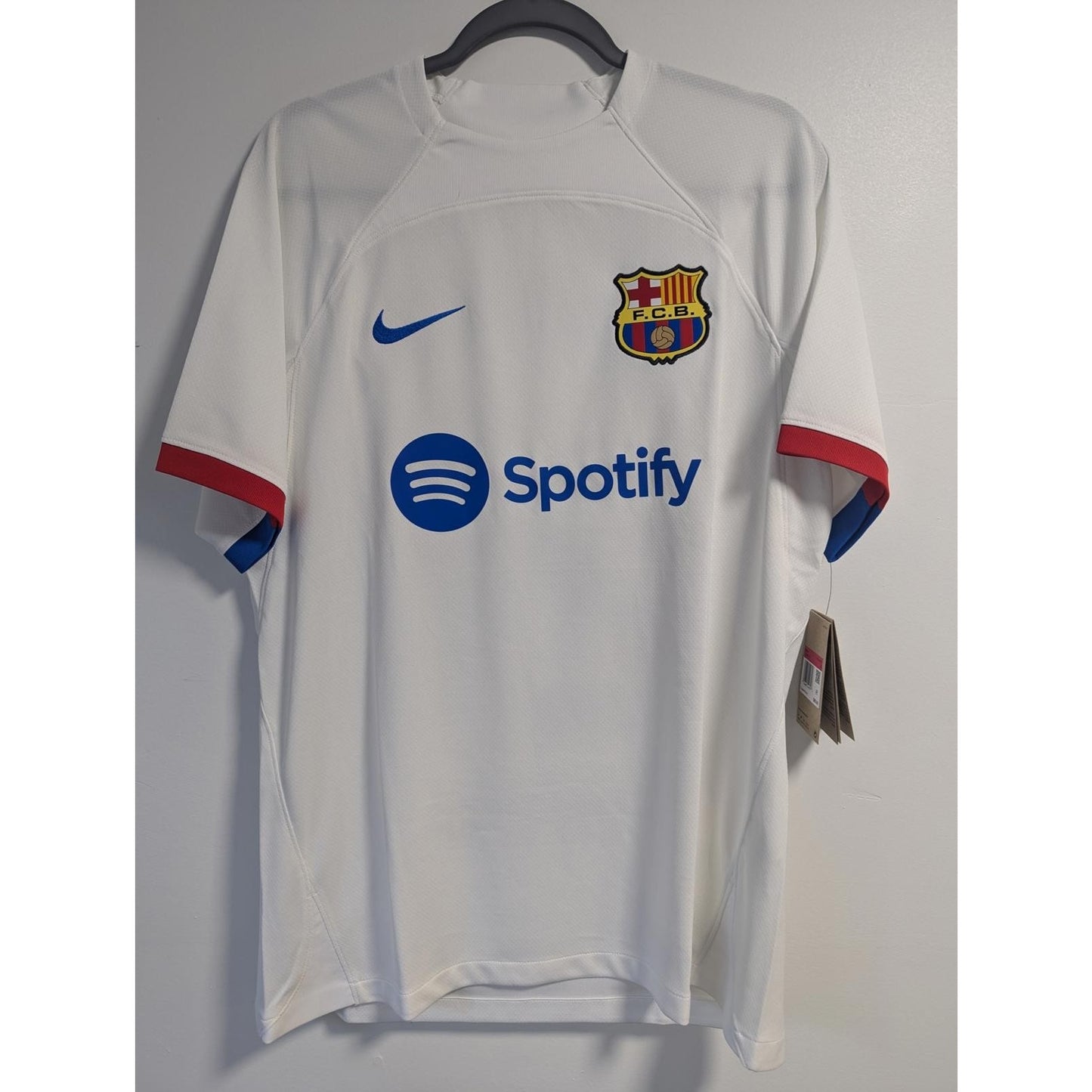 FC Barcelona 2023–24 Away Jersey – Lamine Yamal #27 – Men’s Large