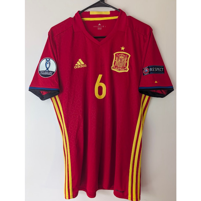Spain 2016 Home Andres Iniesta 6 Jersey Mens Medium Adidas UEFA Euro 2016 Patch Vintage