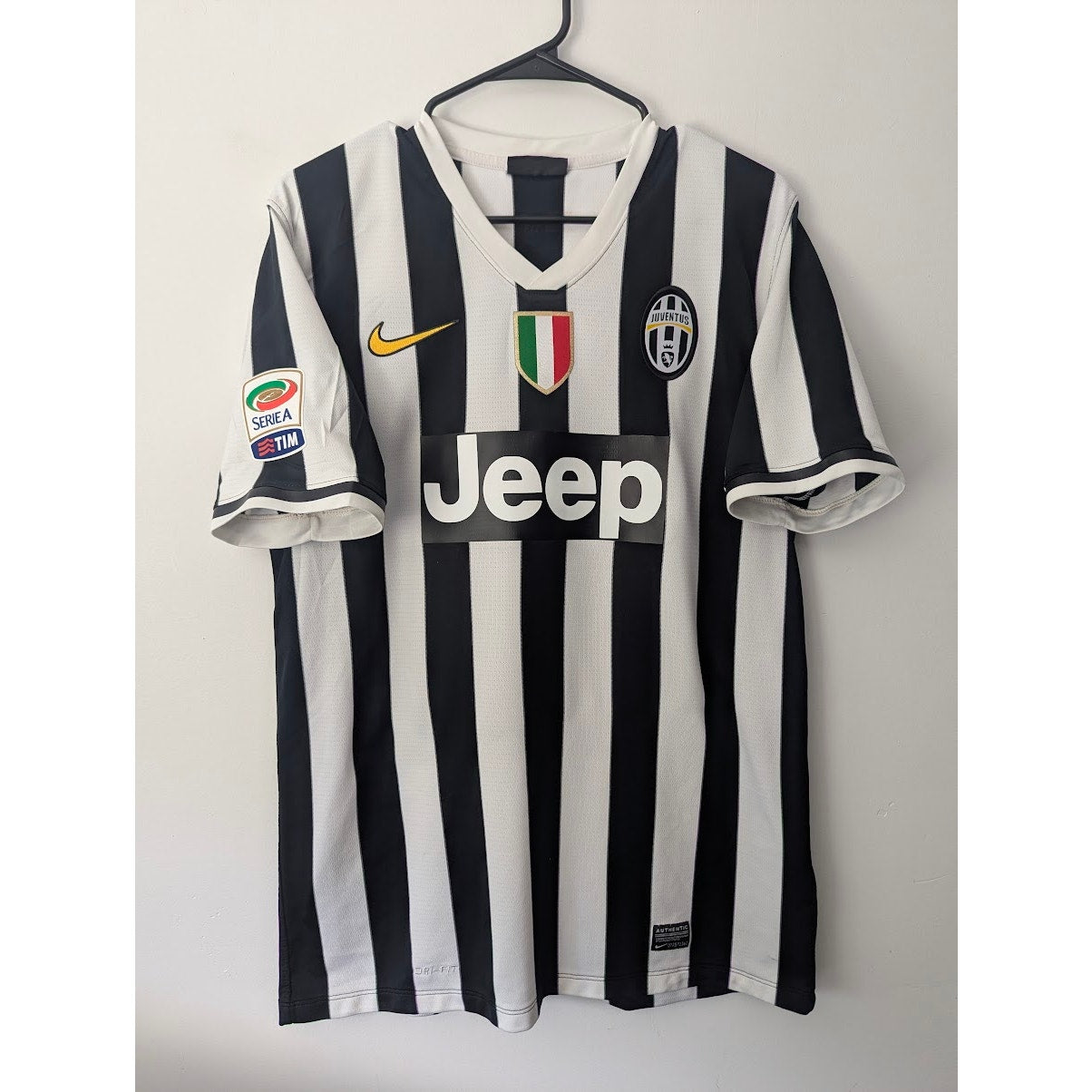 Juventus 2013-14 Andrea Pirlo Home Jersey Men’s Large Nike Serie A Soccer Shirt