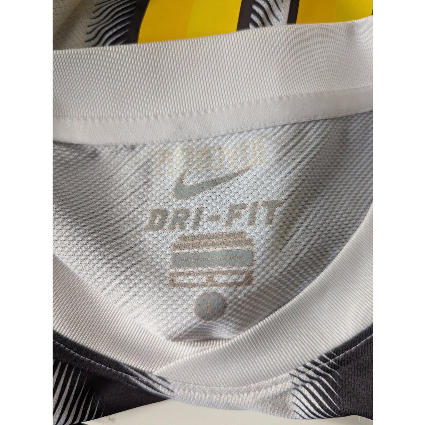 Juventus 2011–12 Home Pirlo Authentic Jersey – Men’s Large | Serie A Patched Nike Shirt